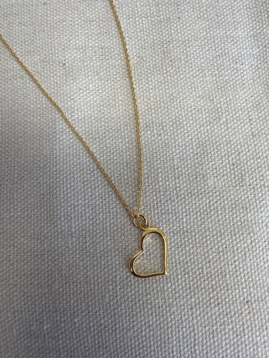 Standout Boutique Dainty Gold Necklace