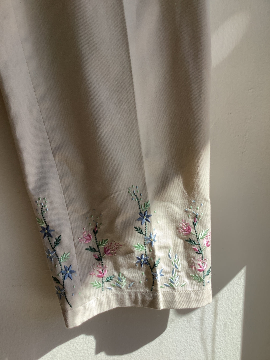 Tabi Embroidered Cotton Cropped Pants