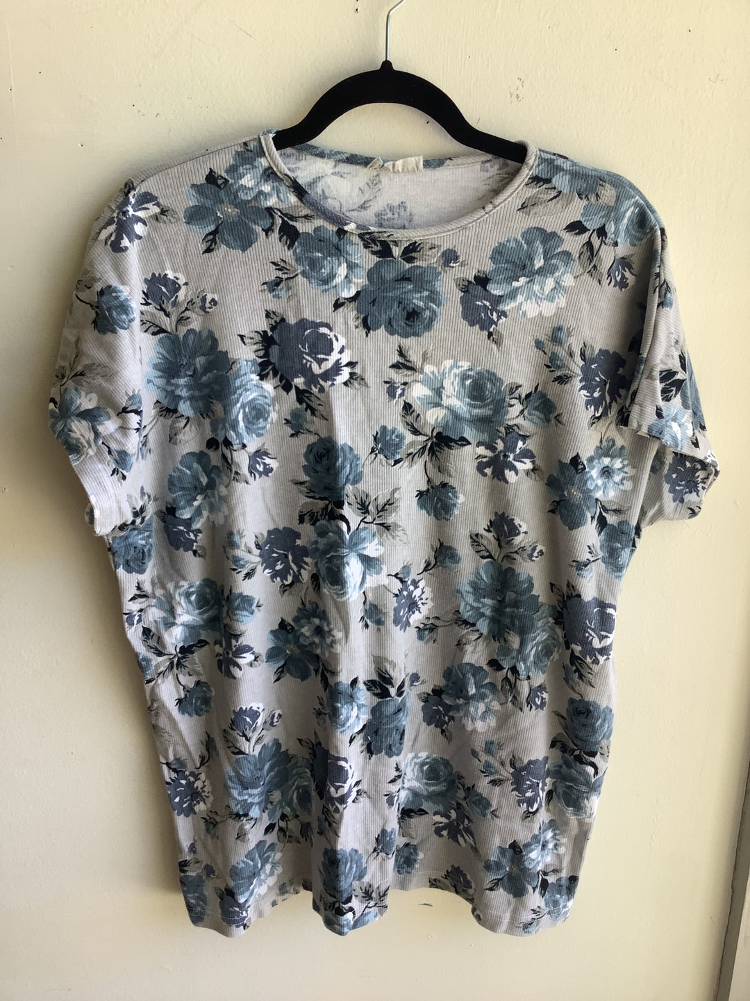 Vintage Blue Rose Ribbed Tee
