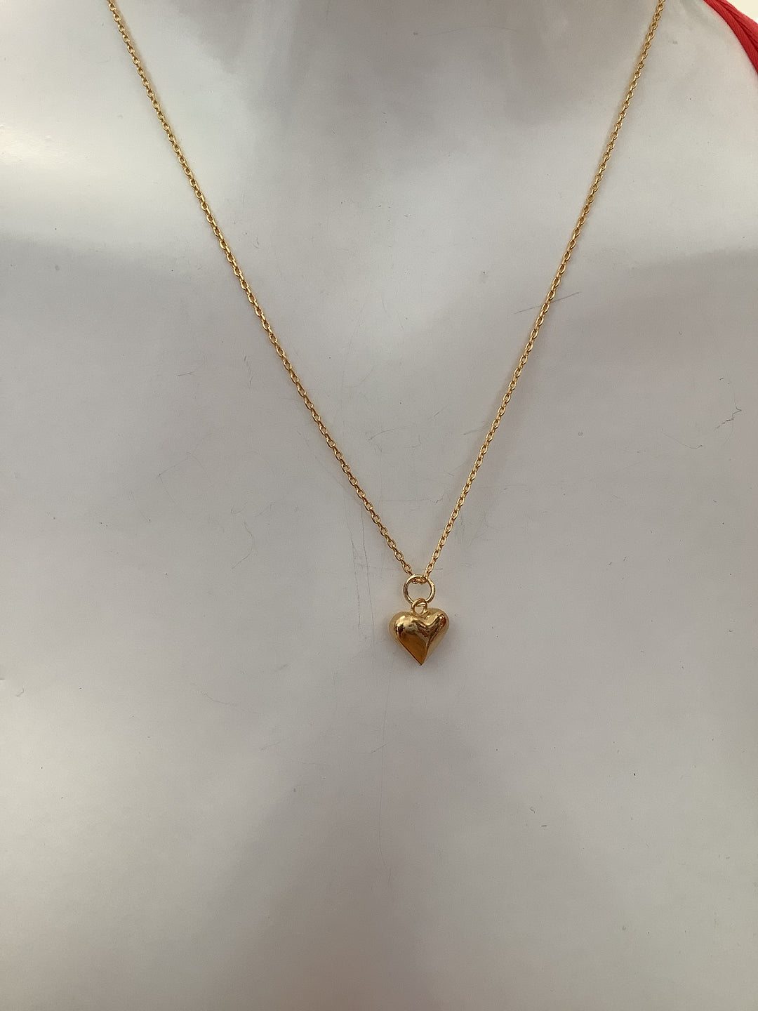 Standout Boutique Bold Heart Necklace
