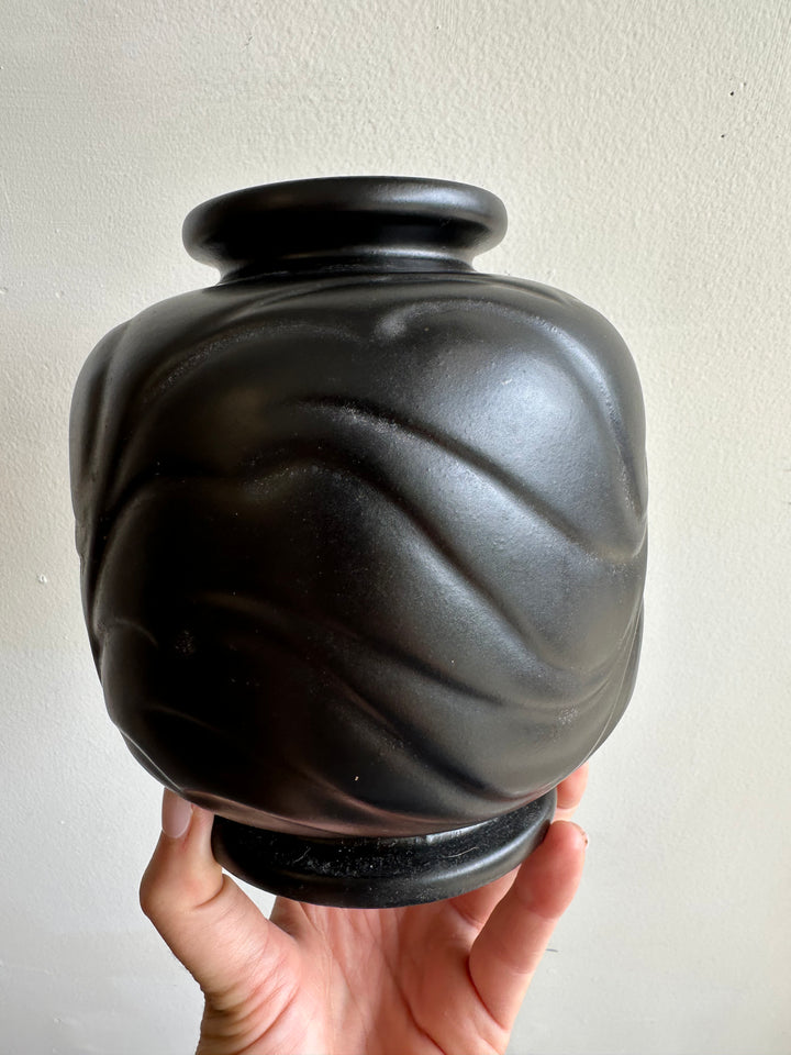 Mid-Century Matte Black Vase – Zenith Gouda Holland