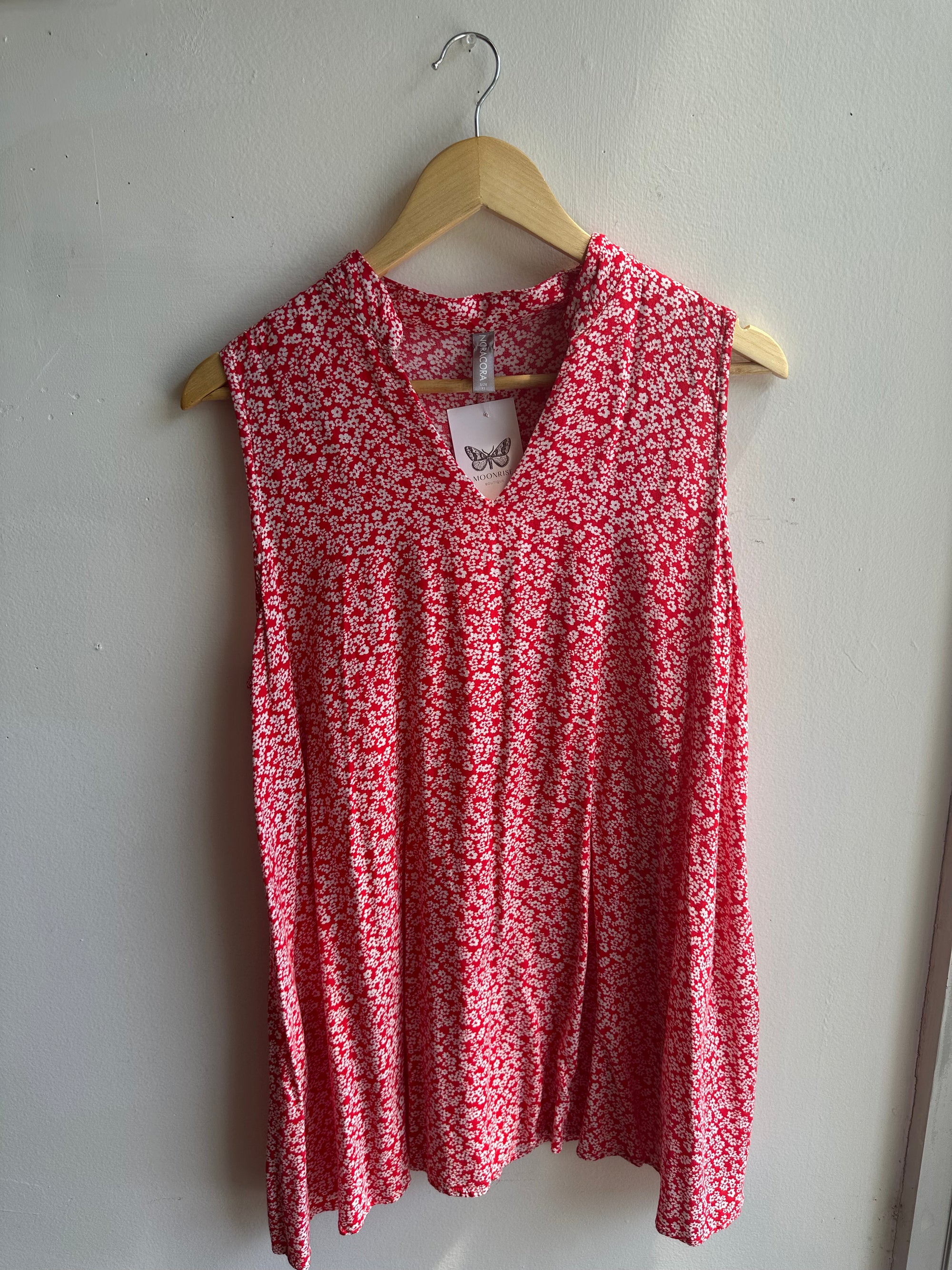 Noracora Red Ditsy Floral Sleeveless Tunic | Size XL