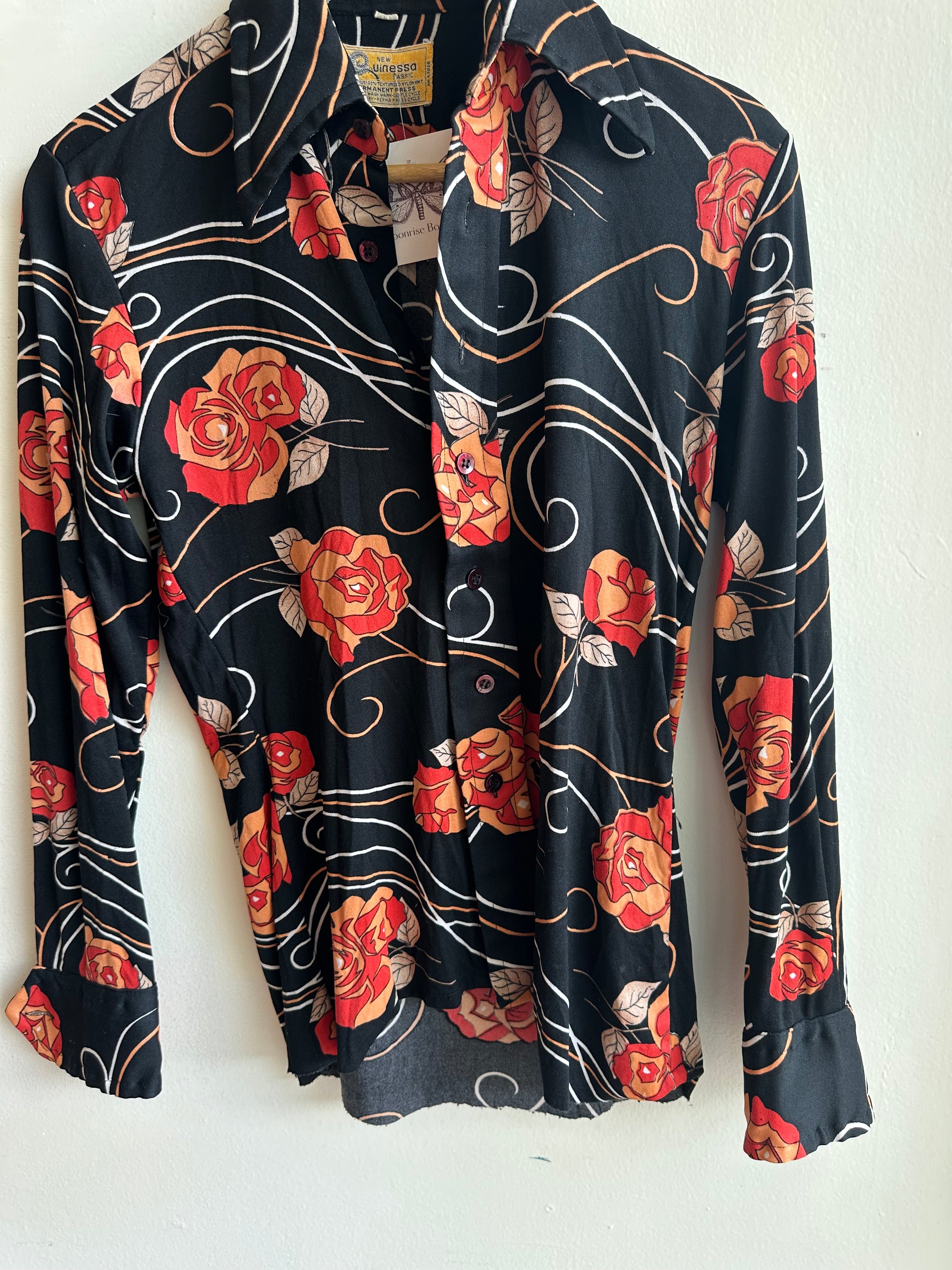 Vintage Guinessa Black Rose Button-Up – Size Small
