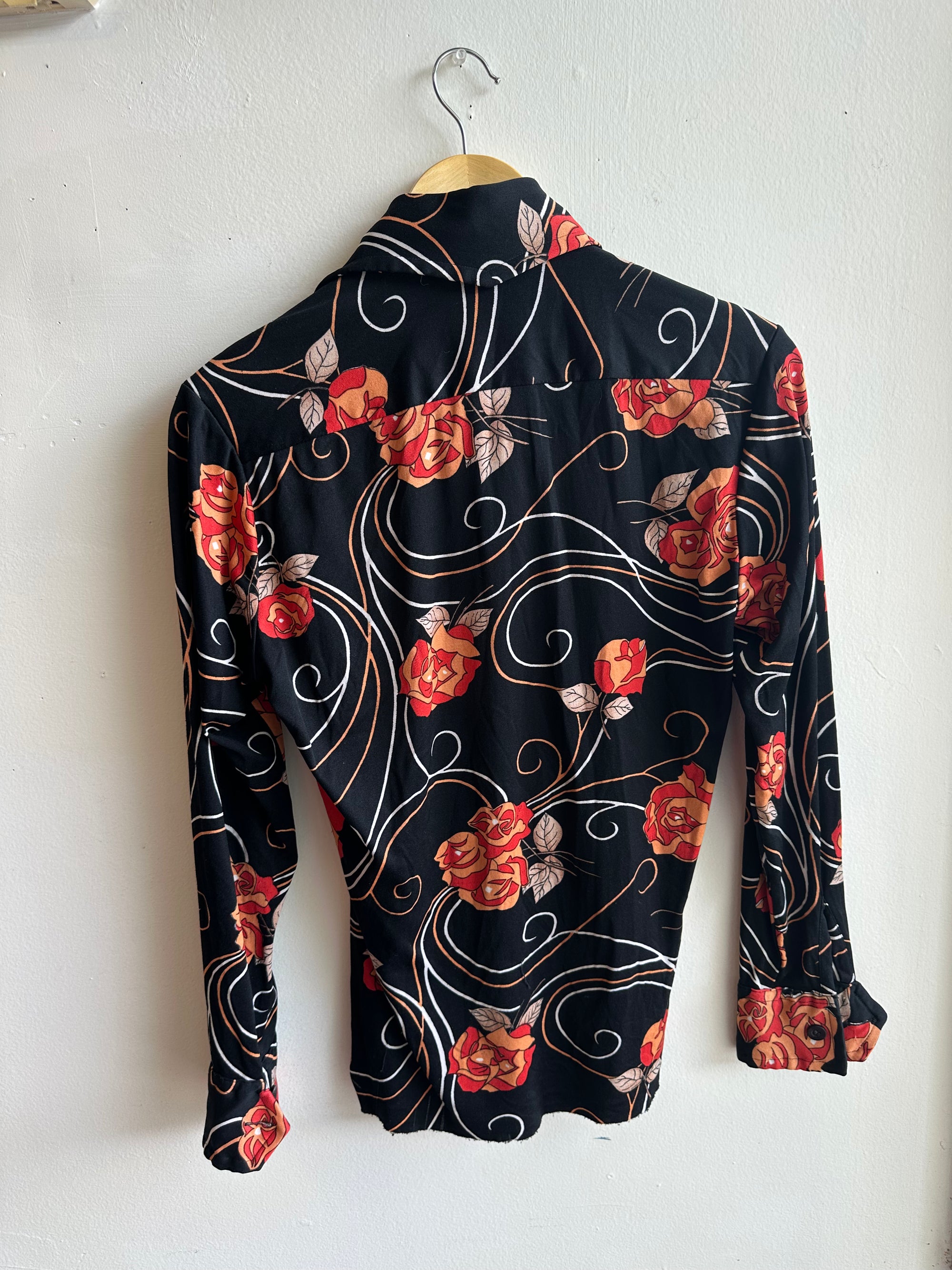Vintage Guinessa Black Rose Button-Up – Size Small