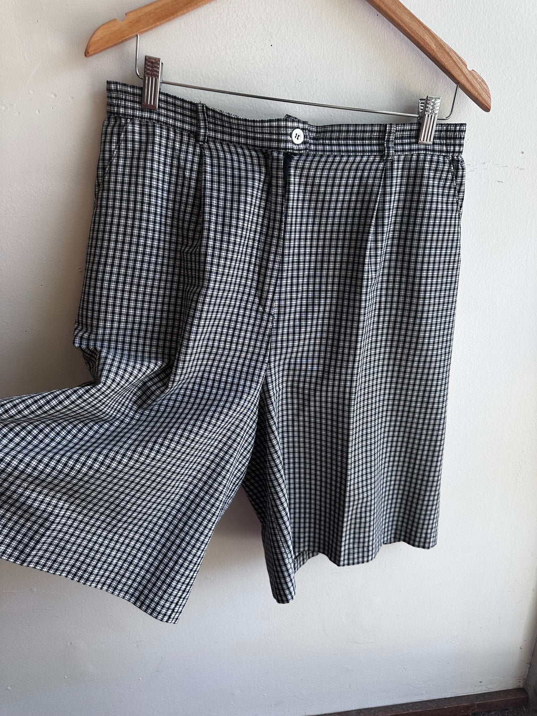 Vintage High-Waisted Gingham Shorts – Size 12