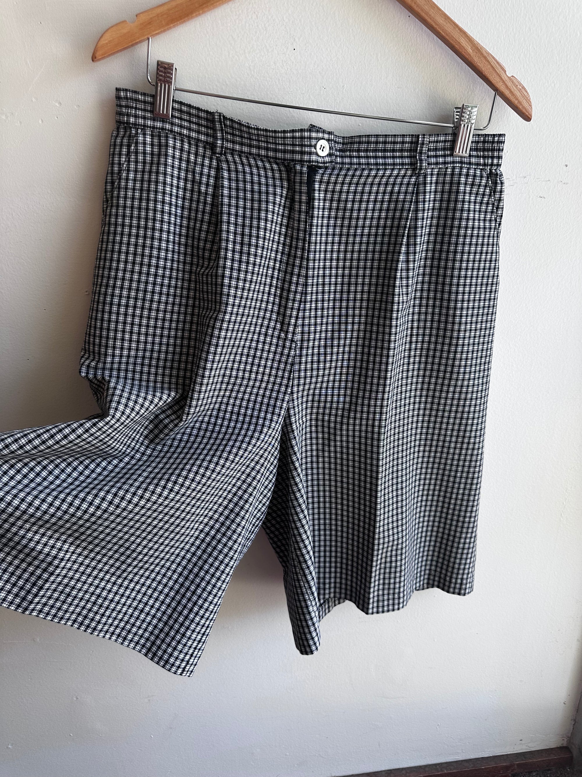 Vintage High-Waisted Gingham Shorts – Size 12