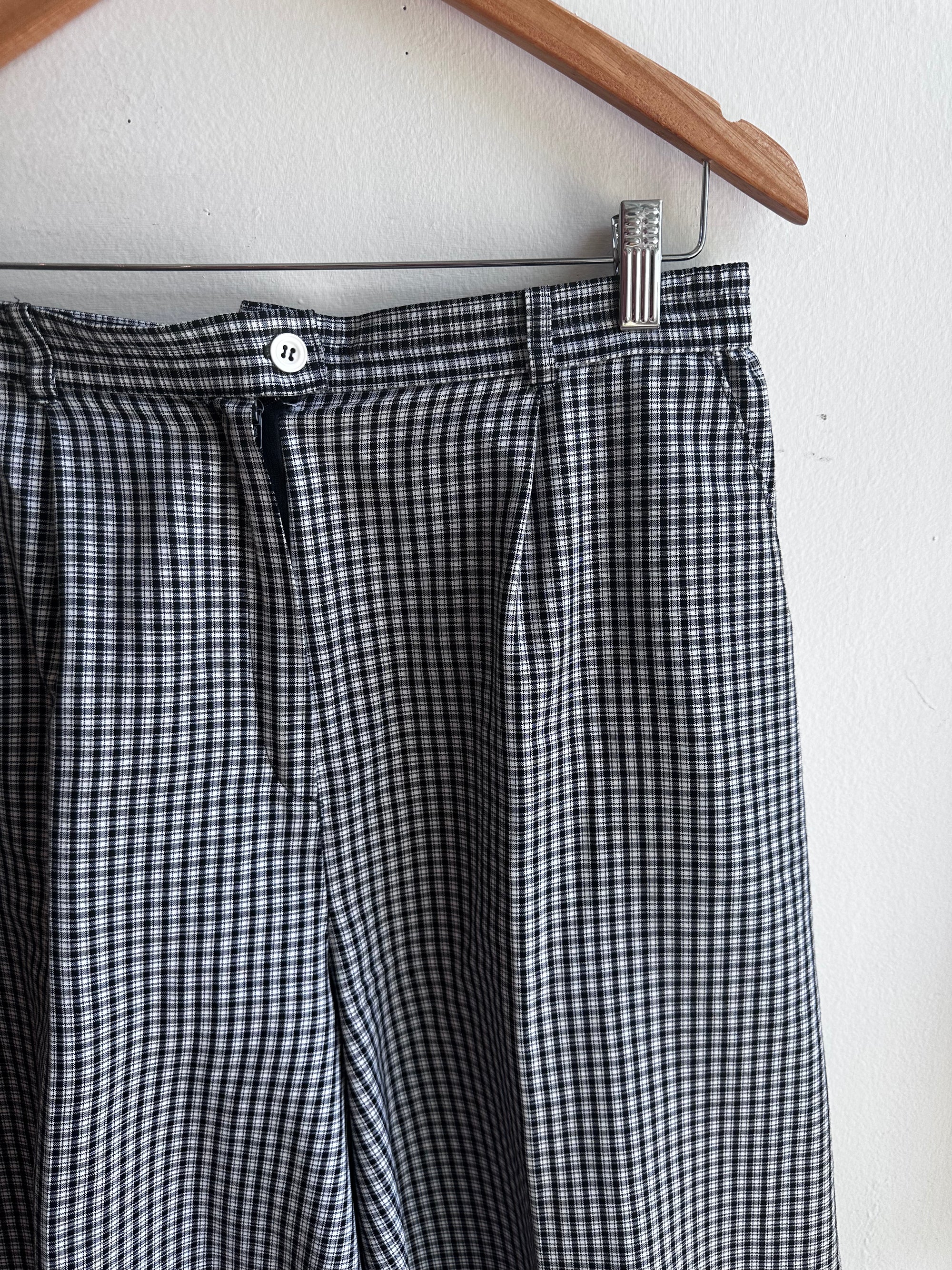 Vintage High-Waisted Gingham Shorts – Size 12