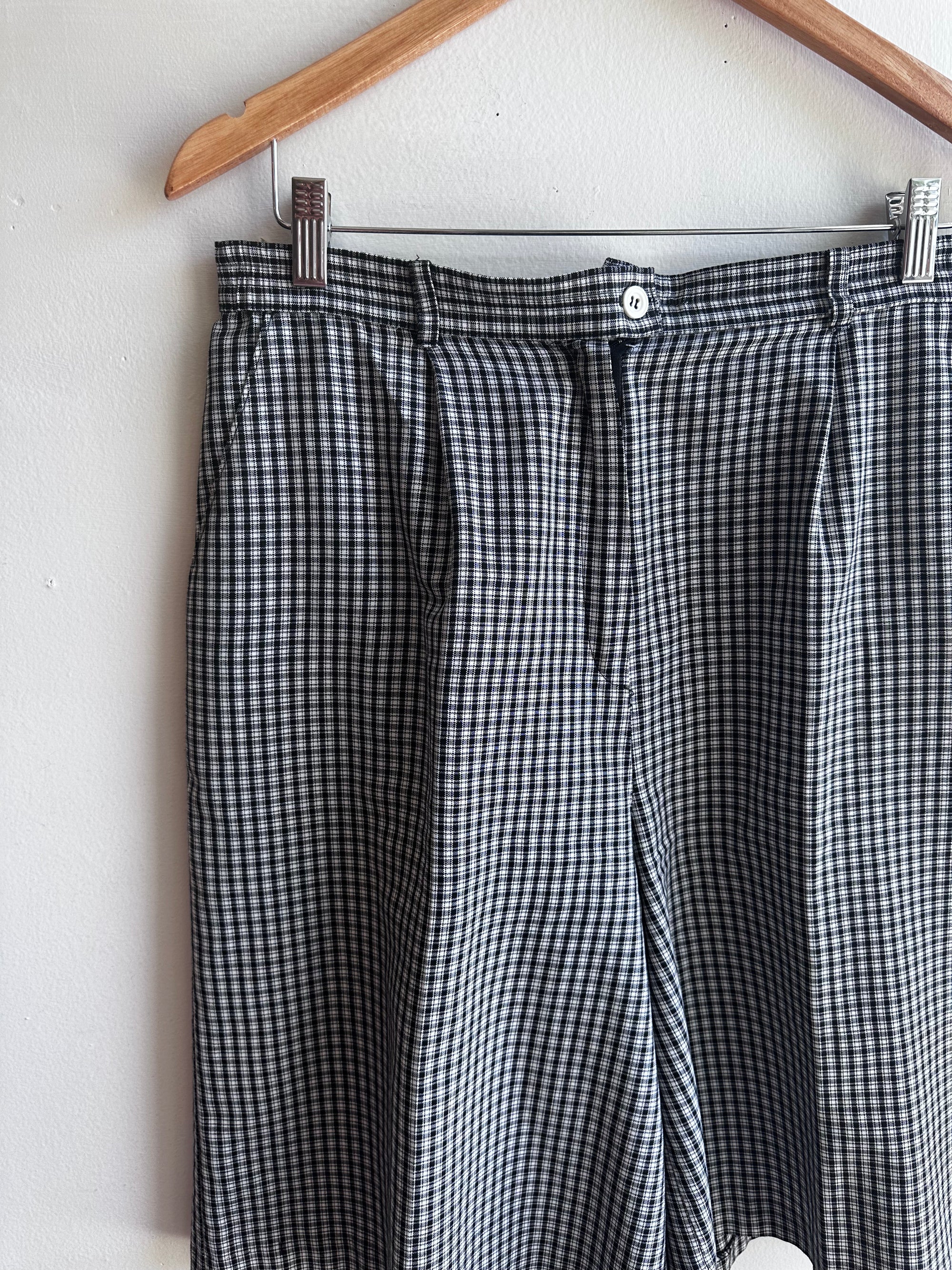 Vintage High-Waisted Gingham Shorts – Size 12