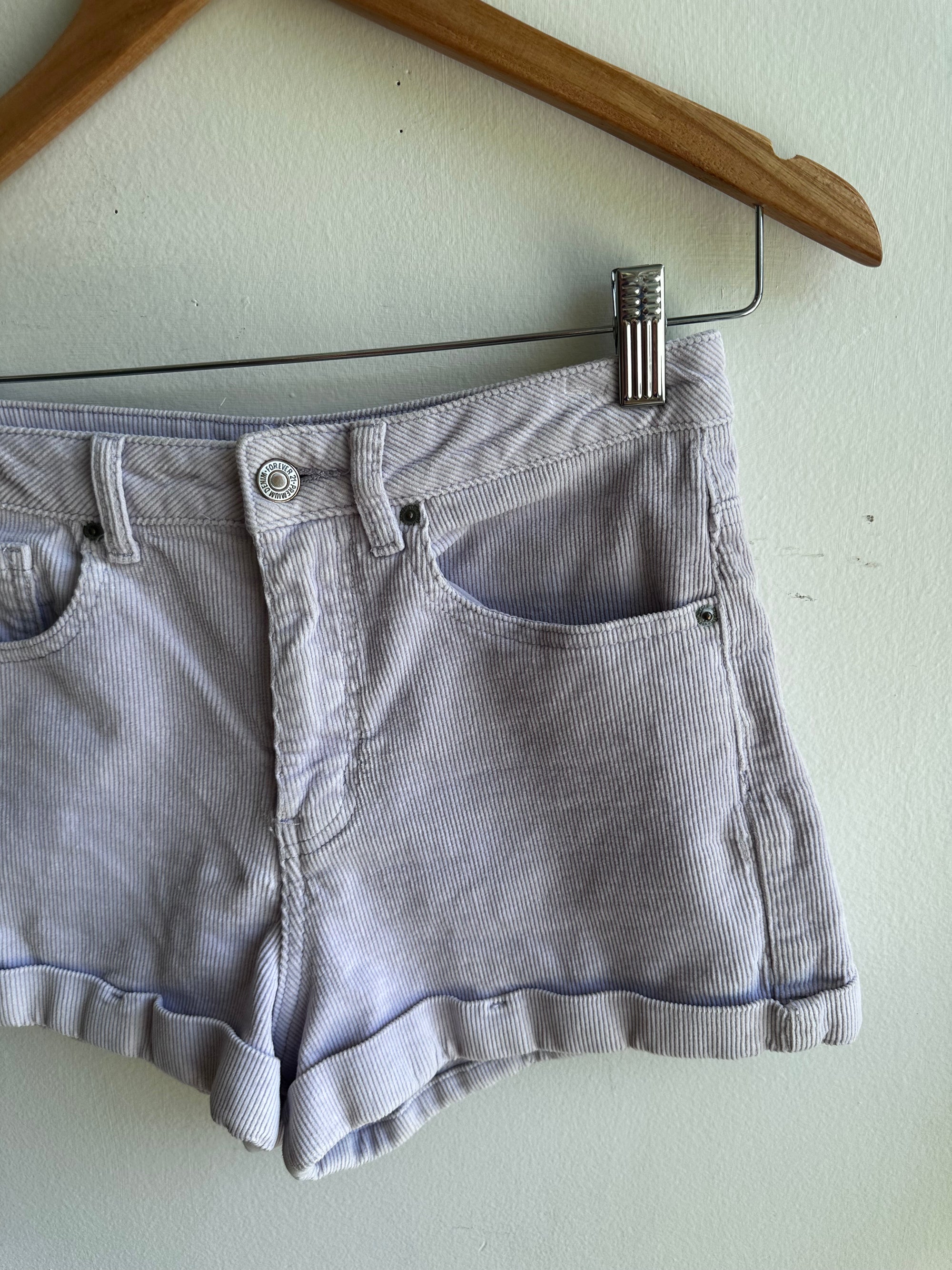Forever 21 Lavender Corduroy Shorts – Size 26
