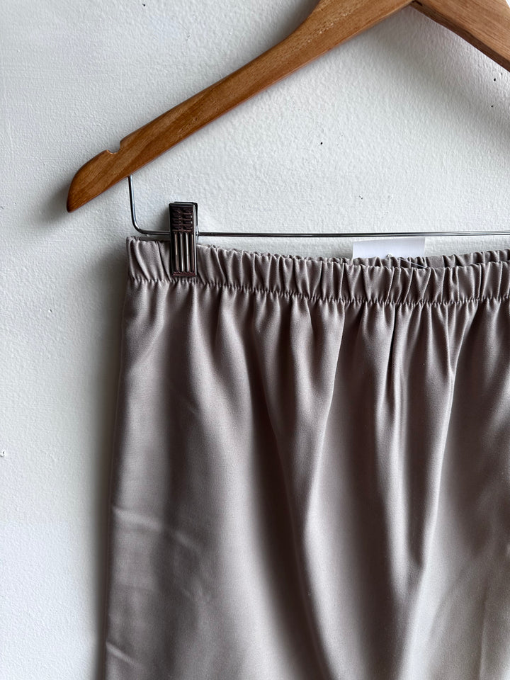 Vintage Taupe Minimal Mini Skirt | Size 12 | Made in Canada