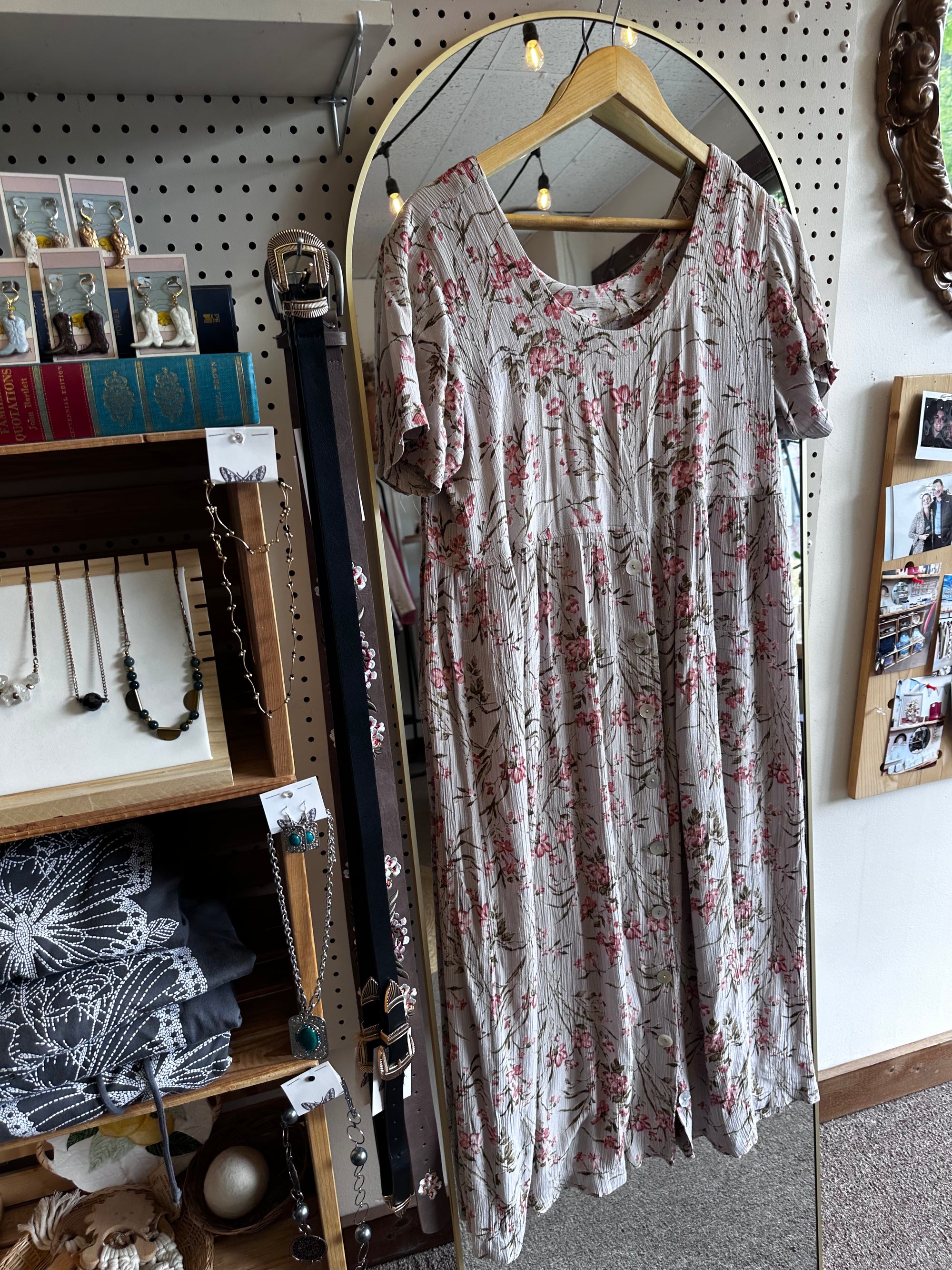 Vintage Blush Floral Crinkle Maxi Dress with Pockets | Size XL