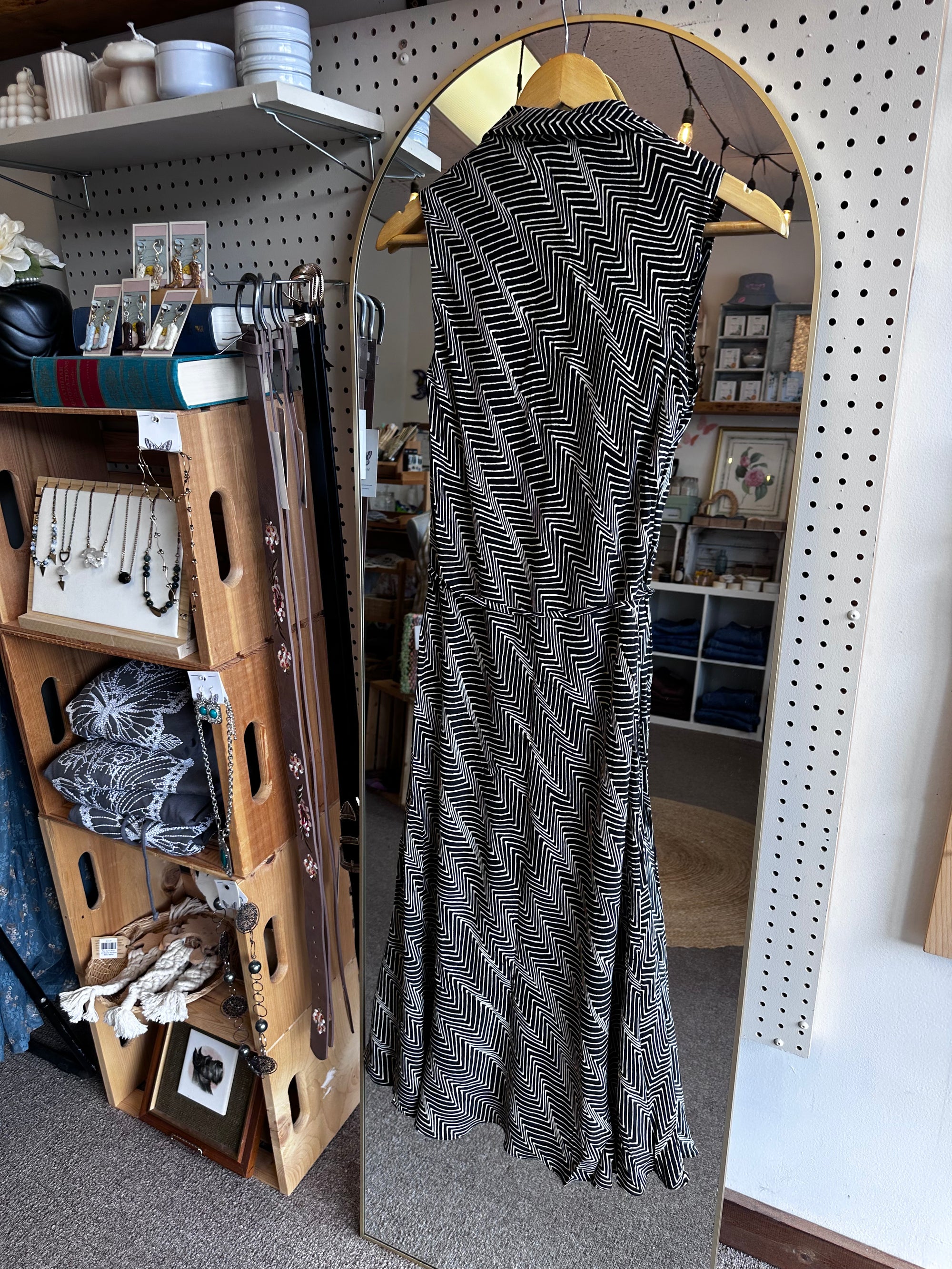 Vintage M&S Chevron Midi Shirt Dress – Size Medium