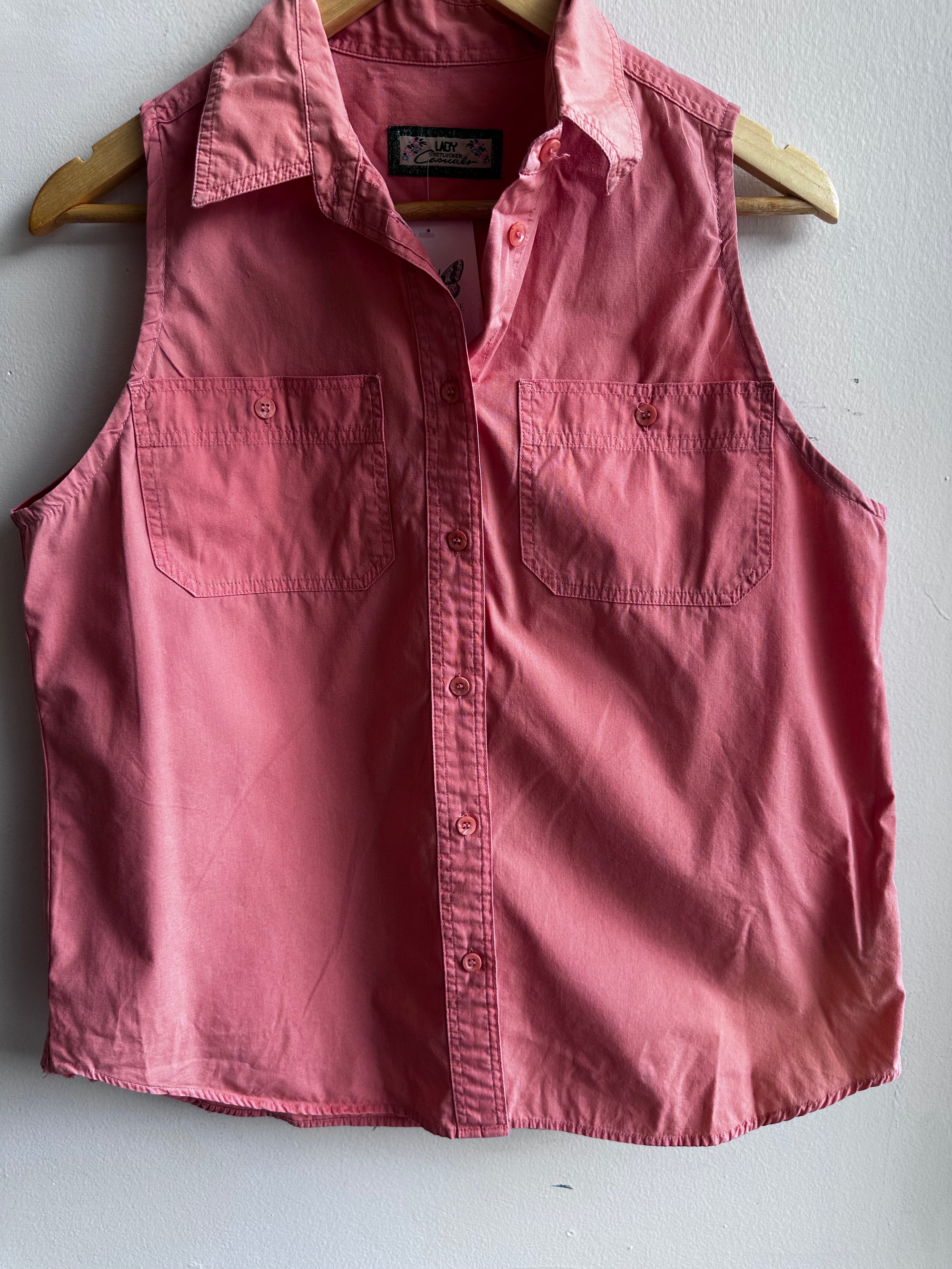 Vintage Lady Foot Locker Sleeveless Button-Up Shirt – Size Large
