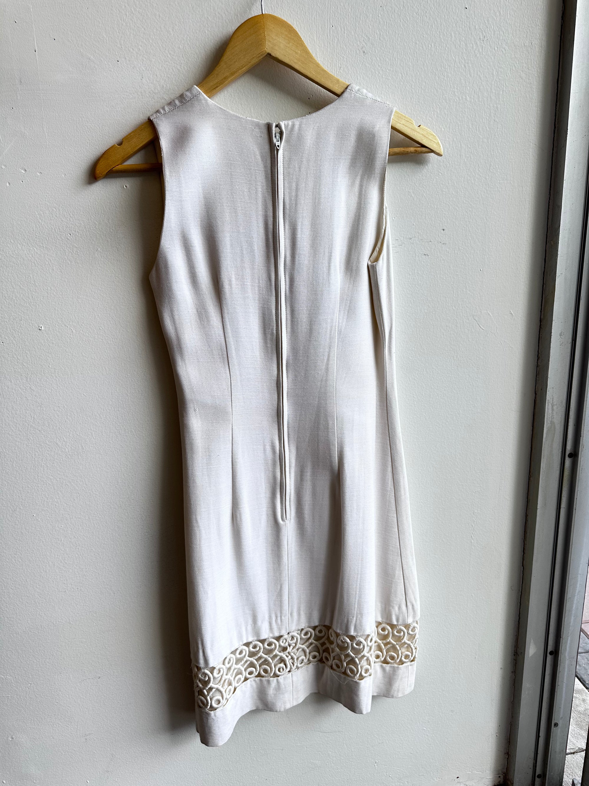 Vintage 60s Cream Shift Dress with Scroll Hem Detail – Size Medium