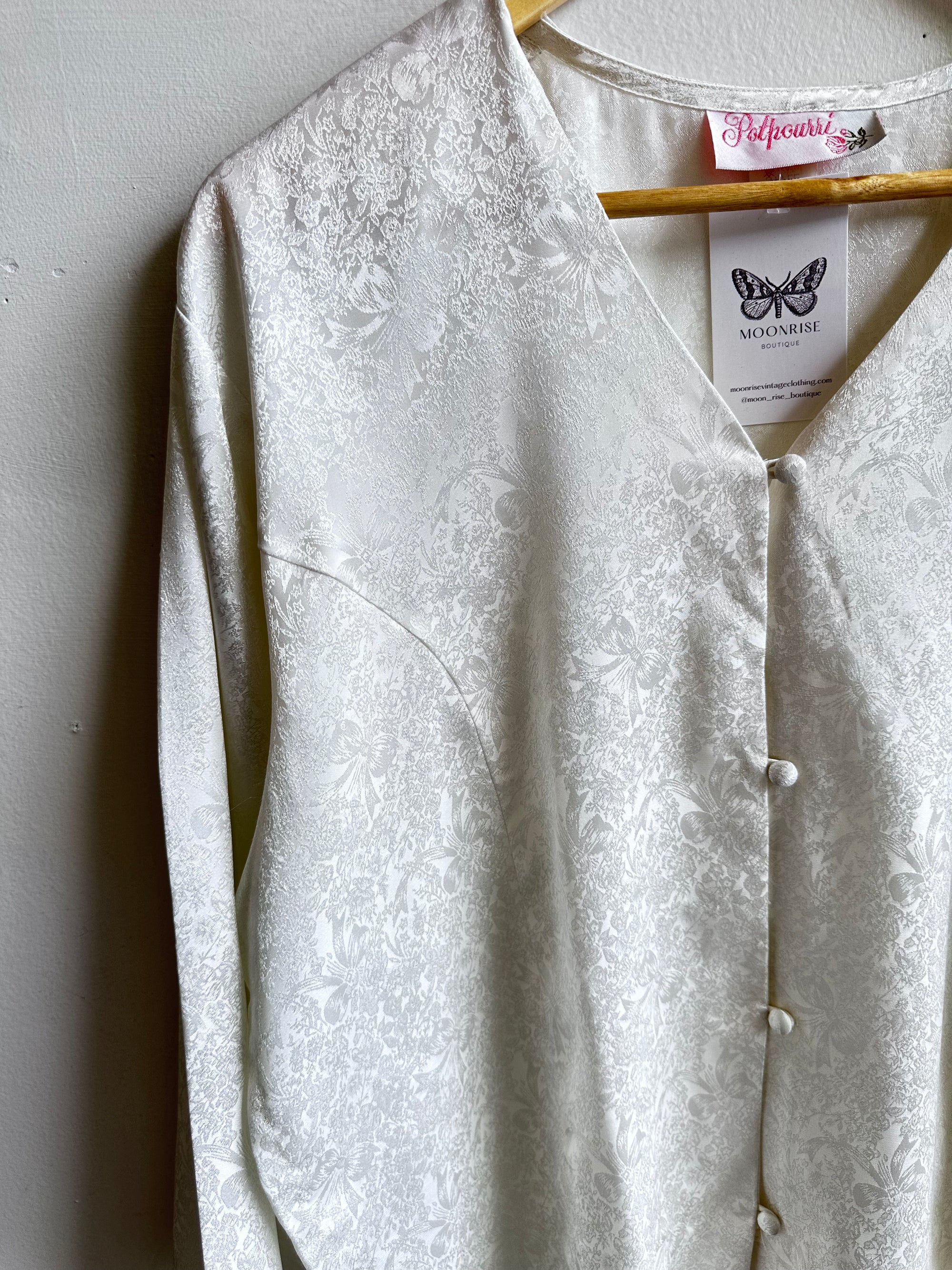 Vintage Shimmery Jacquard Button-Up Blouse – Size Large
