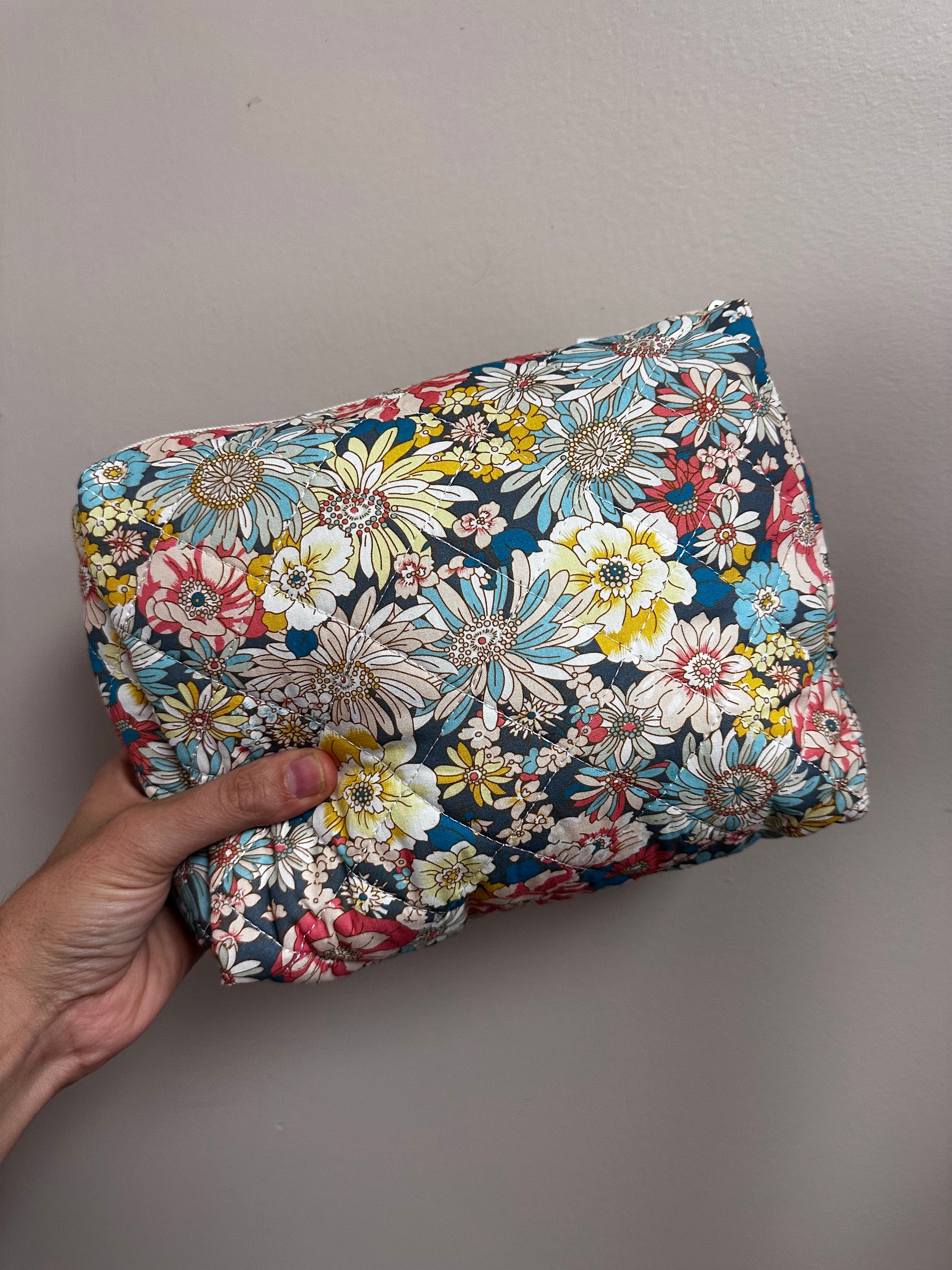 Floral Quilted Travel Case - Size Large