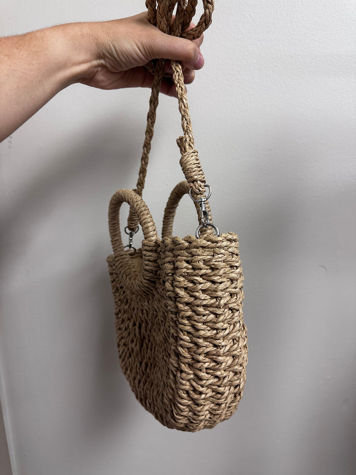 Woven Natural Fiber Circle Handle Bag