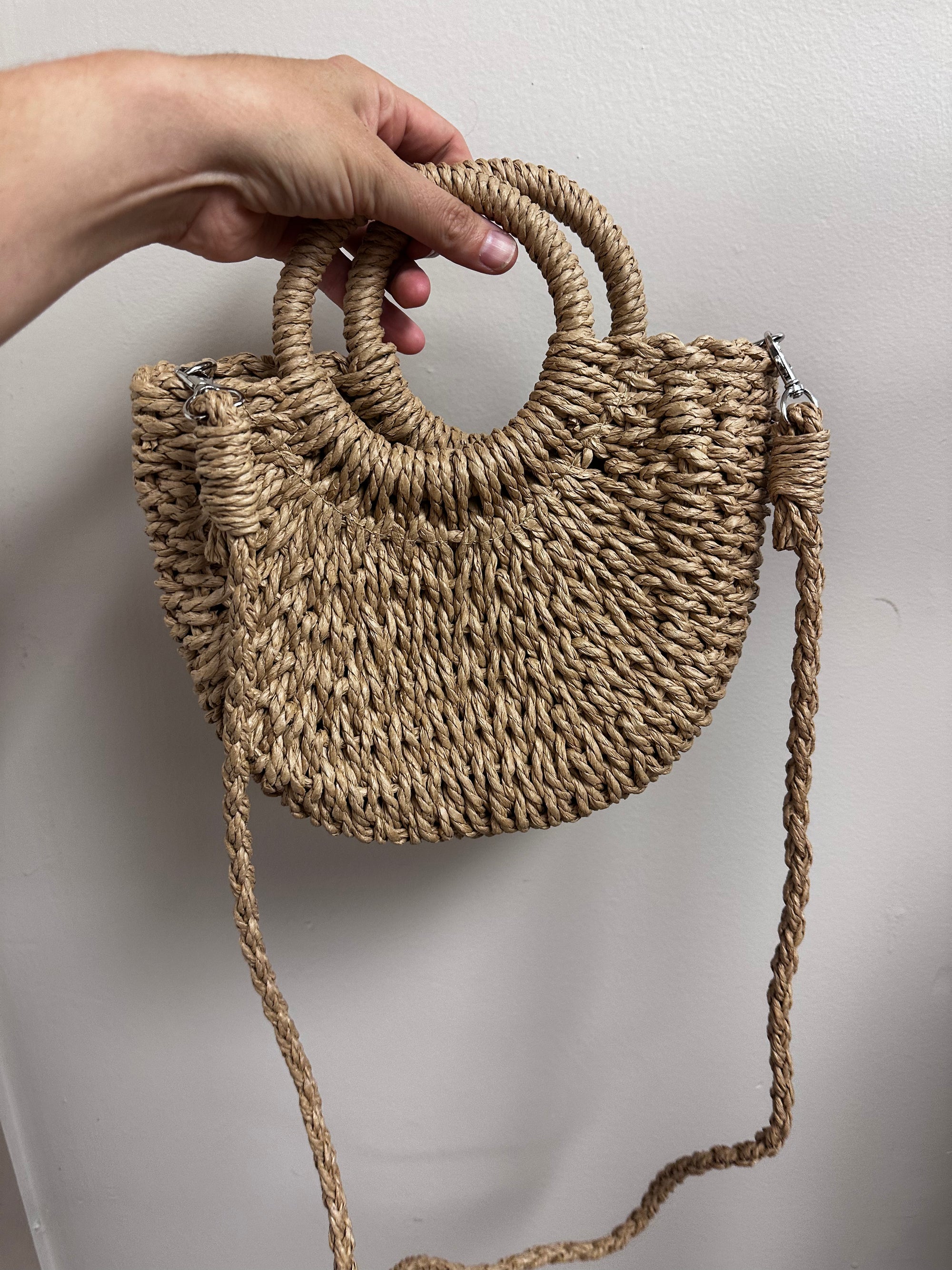 Woven Natural Fiber Circle Handle Bag