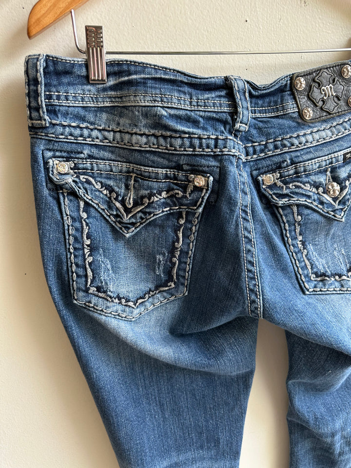 Vintage Miss Me Lowrise Bootcut Jeans – Rhinestone Detail | Size 31