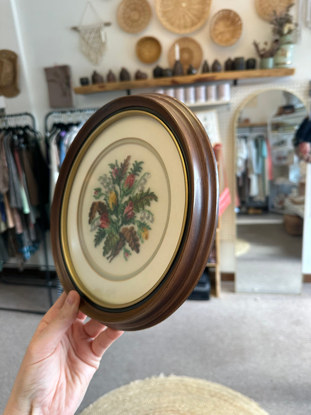 Vintage Round Framed Floral Embroidery Wall Art