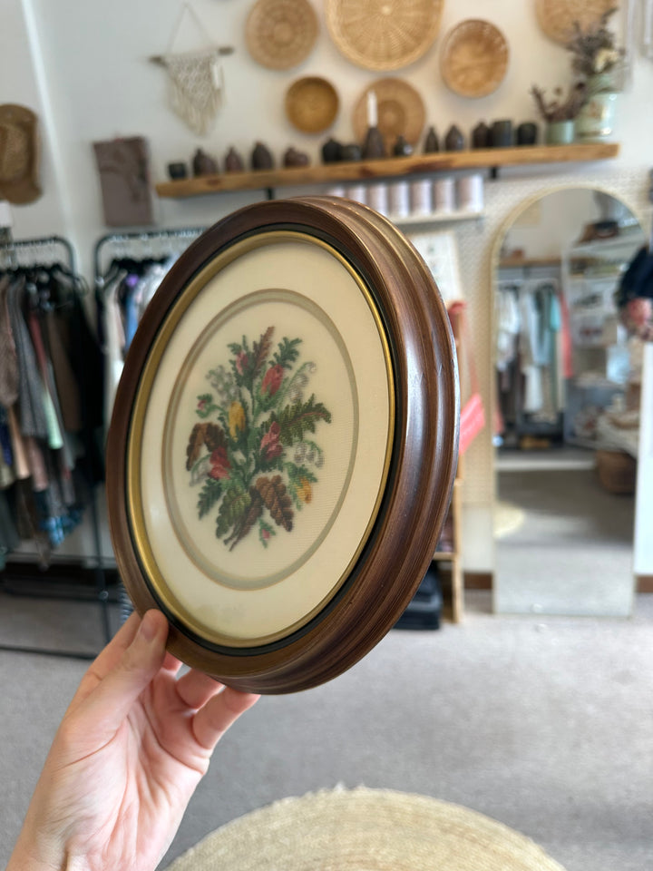 Vintage Round Framed Floral Embroidery Wall Art