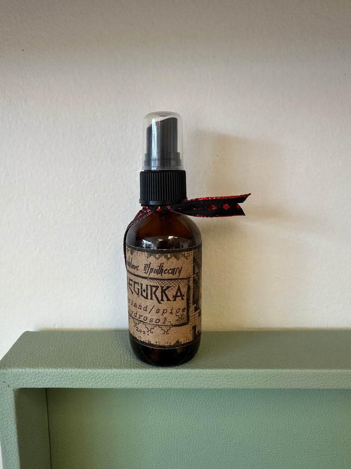 Ladalove Apothecary -Snegurka Woodland Spice Ritual Mistk