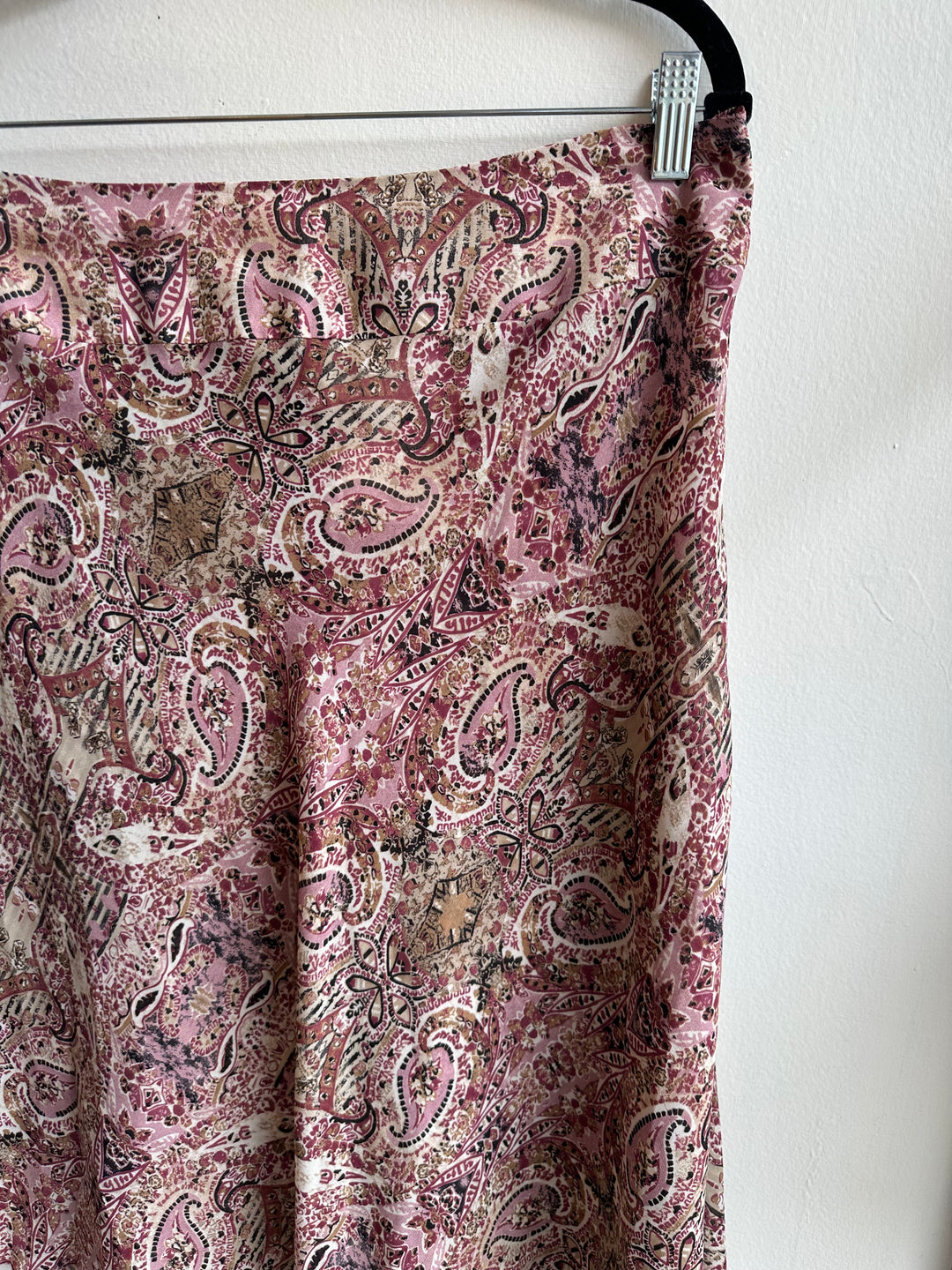 Vintage Y2K Light Sheer Pink Paisley Patterned Skirt