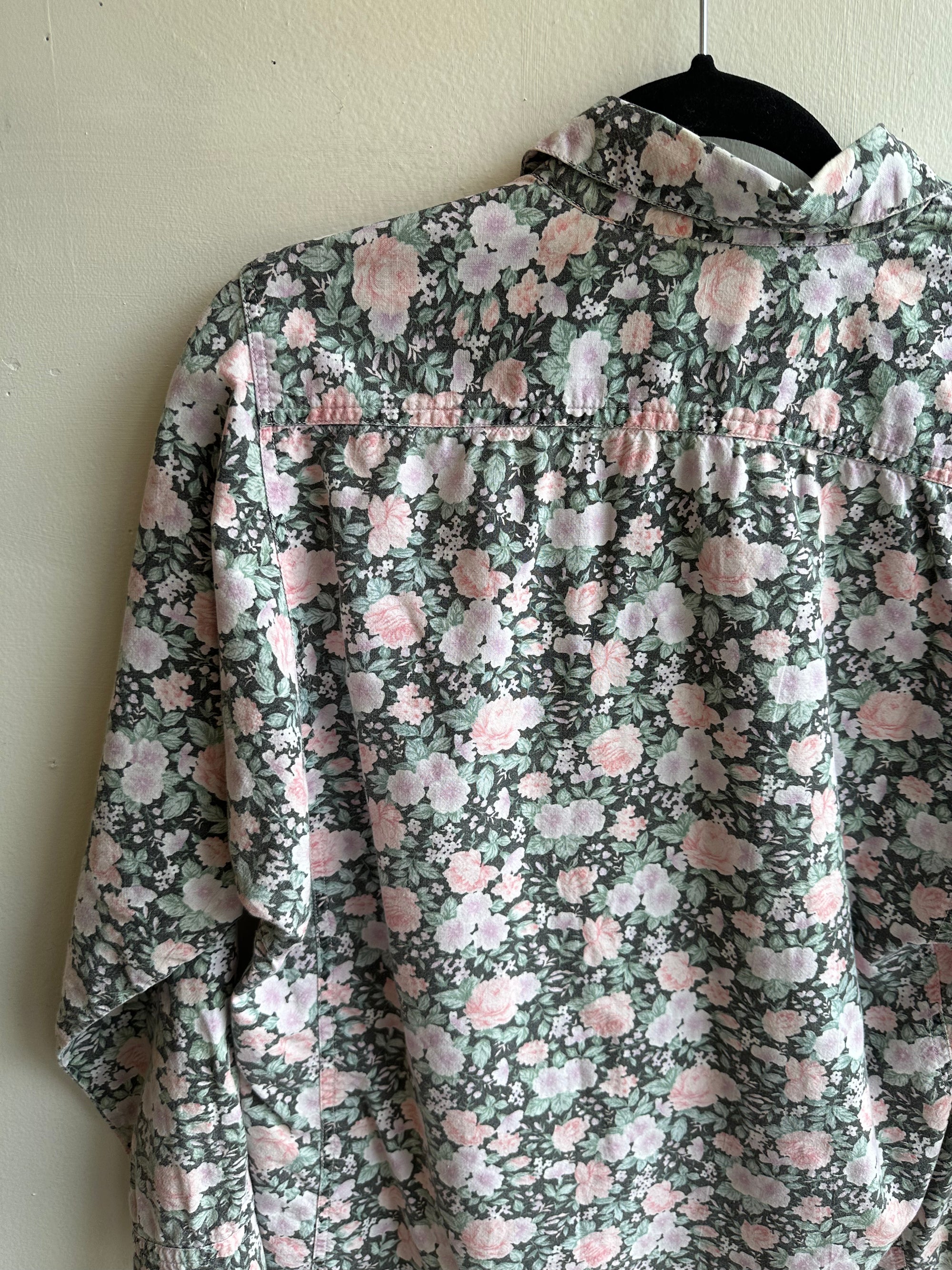 Vintage 80s Pastel Floral Cotton Button Up Long Sleeve Top