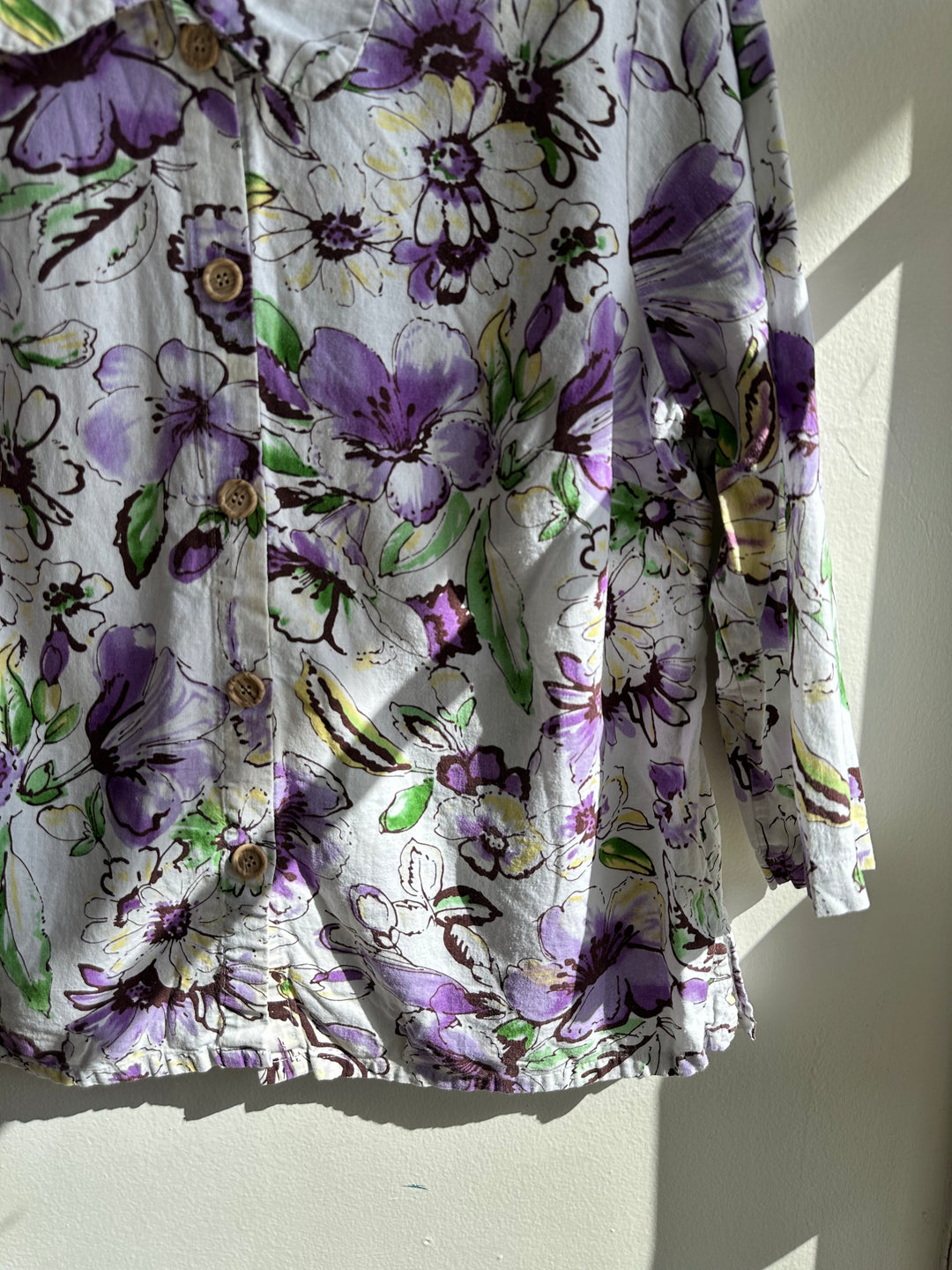 Vintage Linen Purple + White Button Up Top | Size Medium