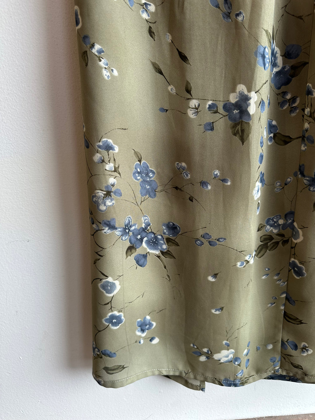 Vintage 90s Green Floral Maxi Skirt | Made in Canada | Size 10