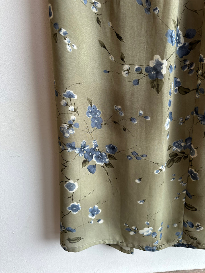 Vintage 90s Green Floral Maxi Skirt | Made in Canada | Size 10