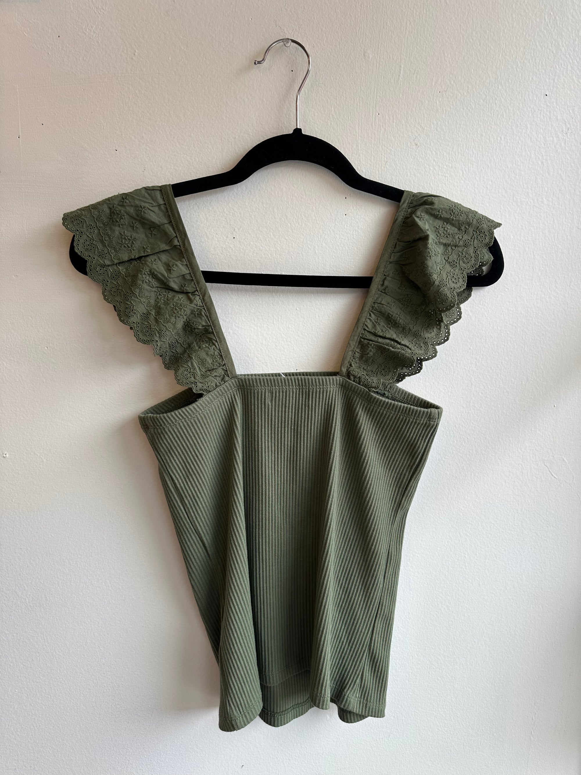 GAP Green Tank Top With Ruffle Eyelet Straps | Size Small | New With Tags