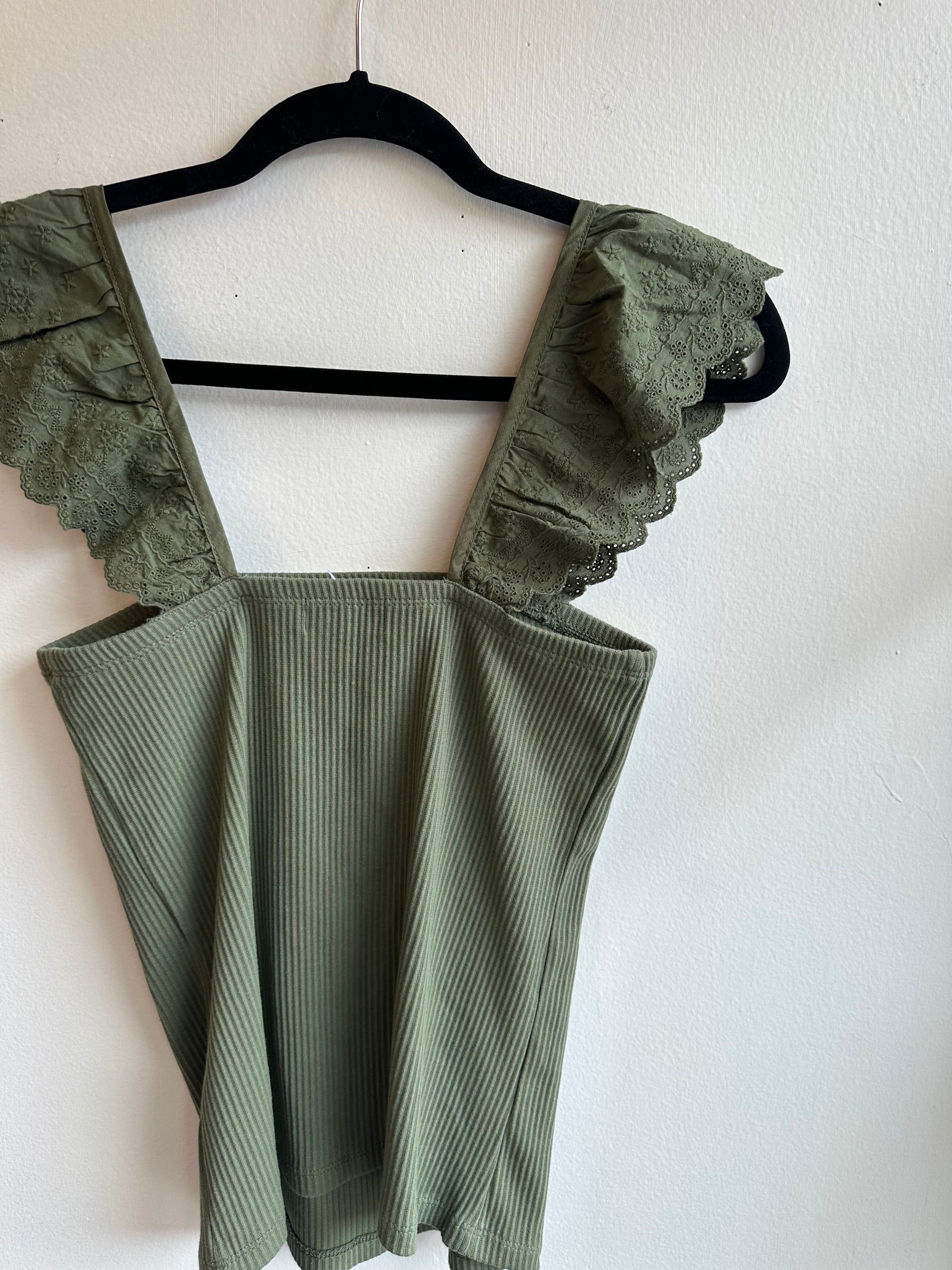 GAP Green Tank Top With Ruffle Eyelet Straps | Size Small | New With Tags