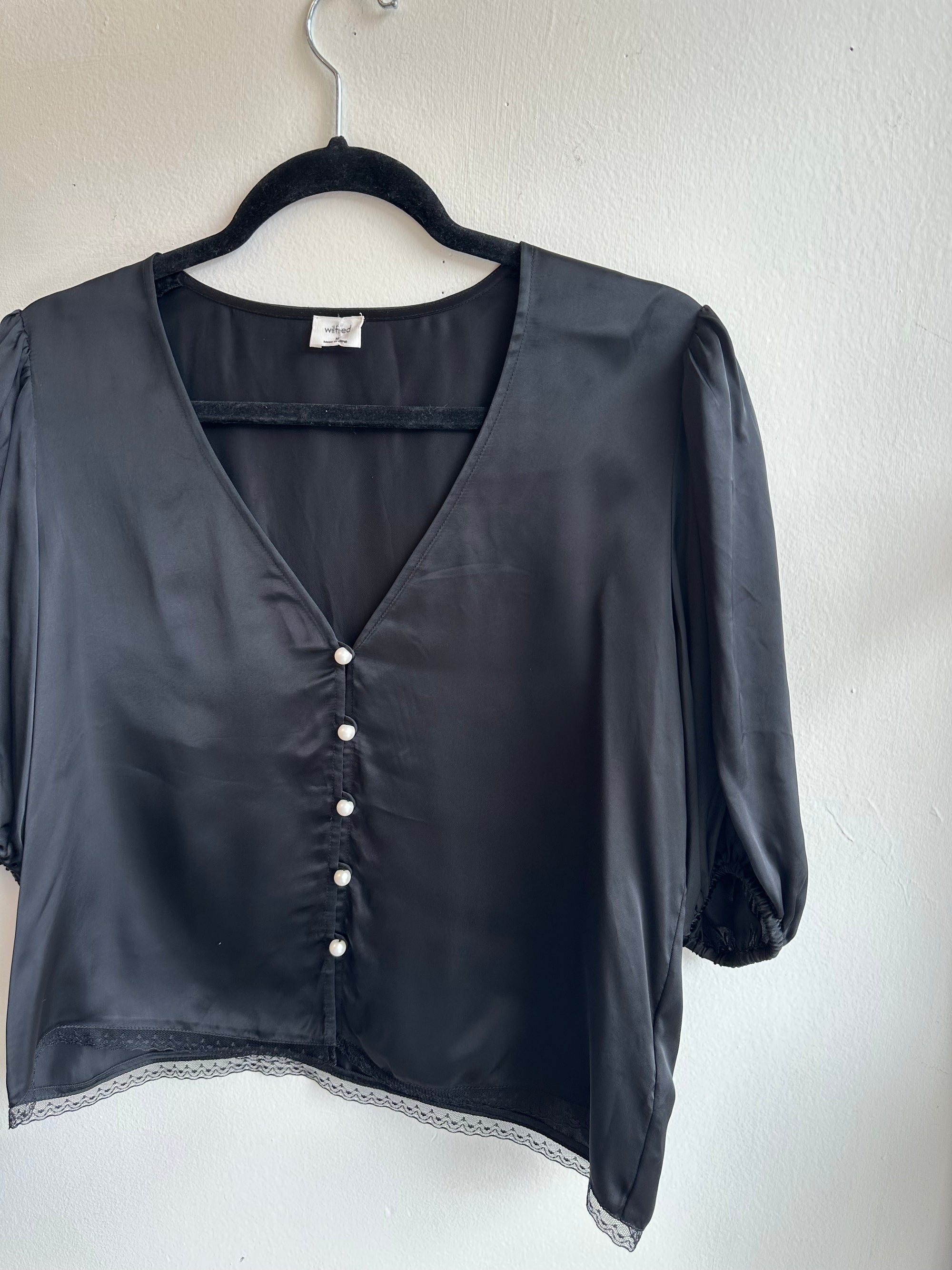 Wilfred Black Bria Balloon Sleeve Top