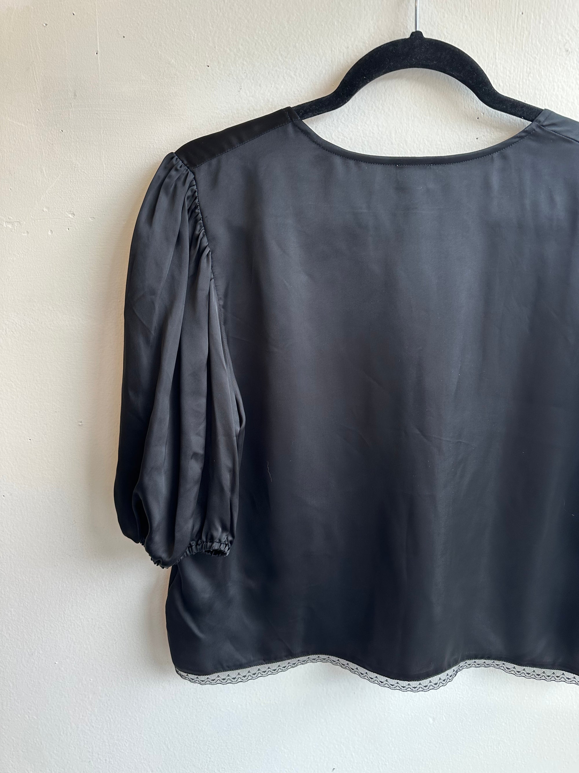 Wilfred Black Bria Balloon Sleeve Top
