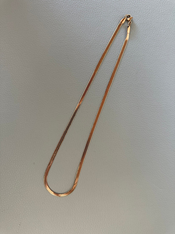 Kactus Blue - Herringbone Gold Chain Necklace