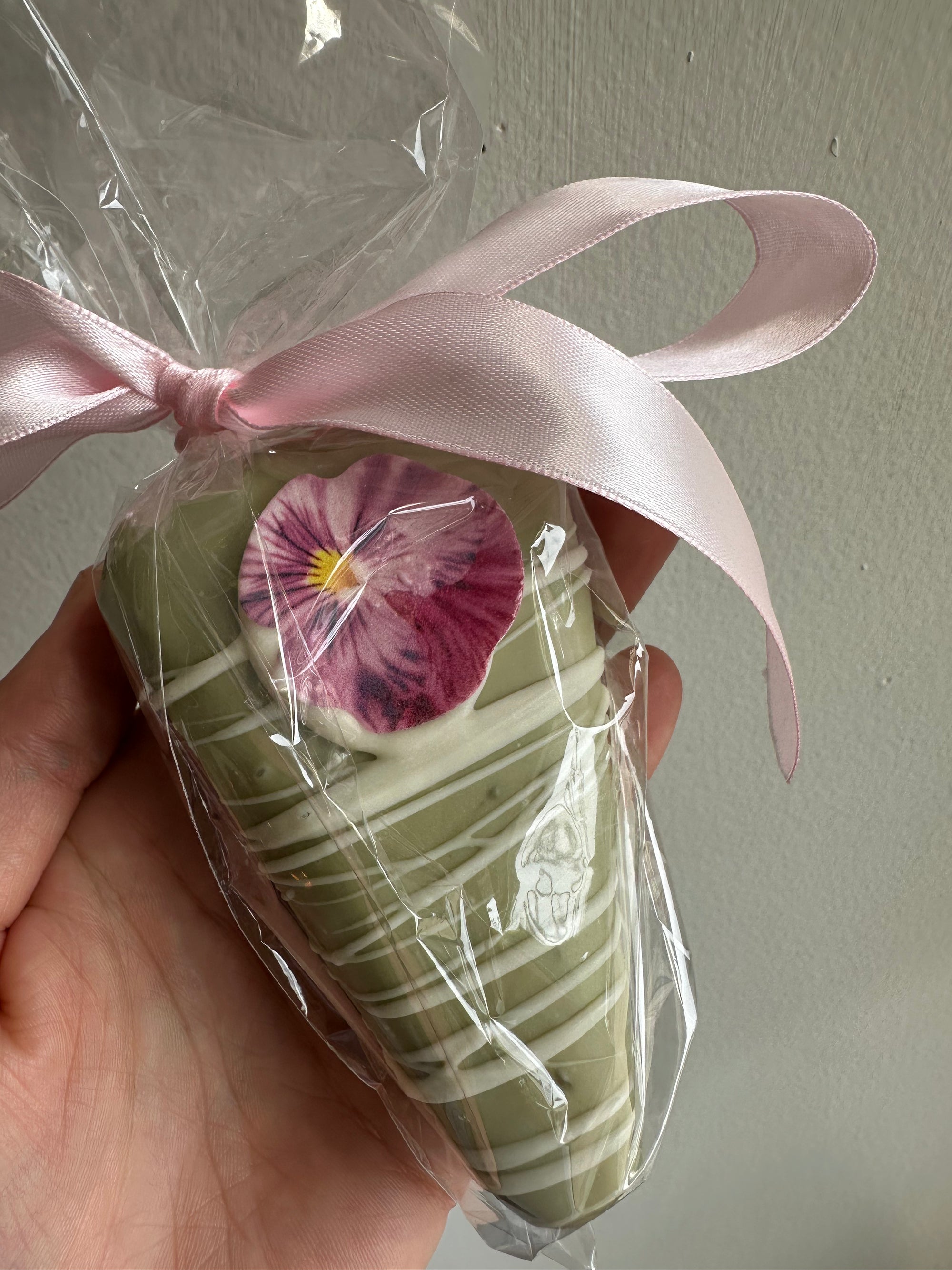 Sassy Fe Sorry Grandma Fudge Tarts Green with Edible Flowers