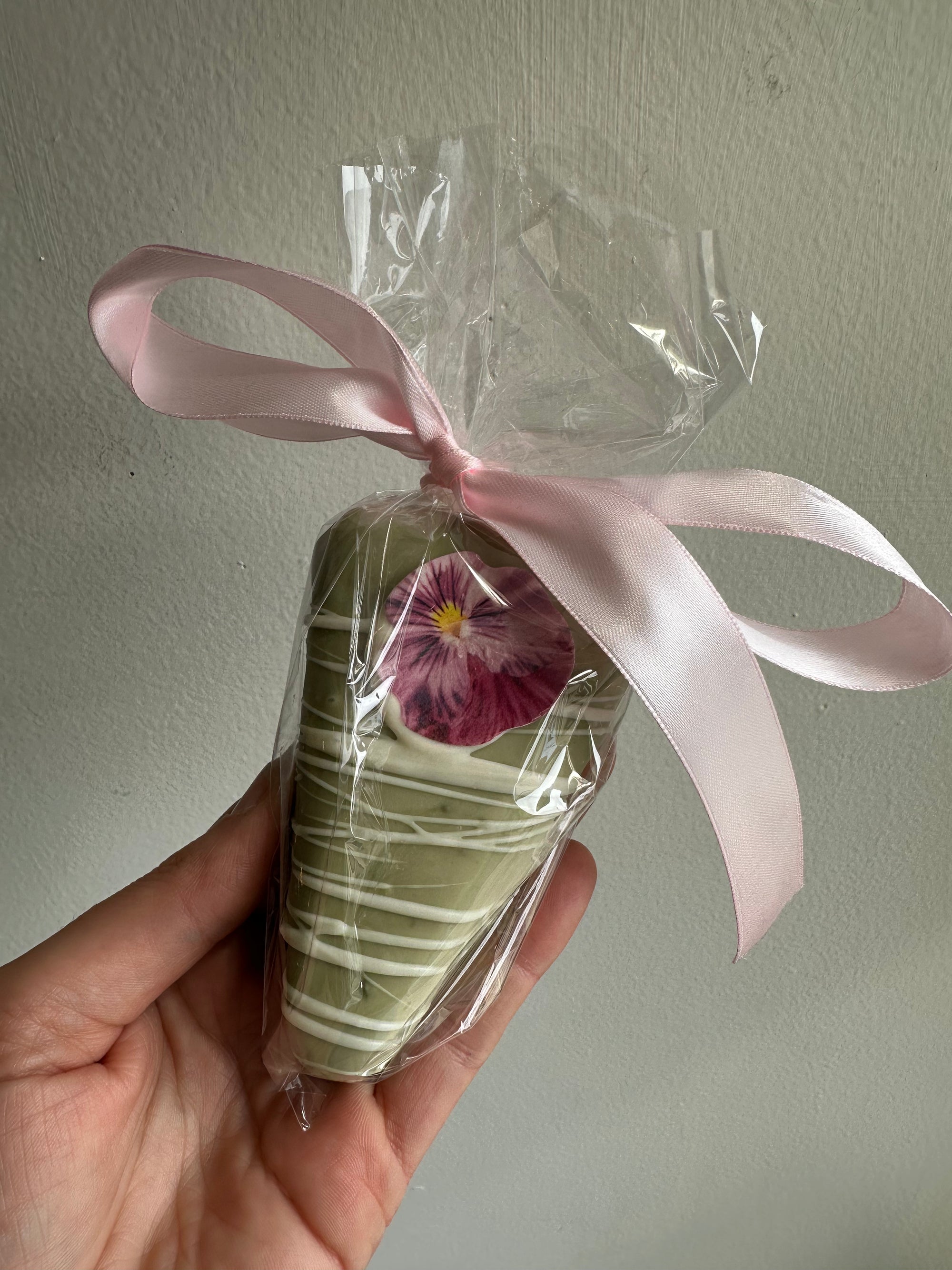 Sassy Fe Sorry Grandma Fudge Tarts Green with Edible Flowers