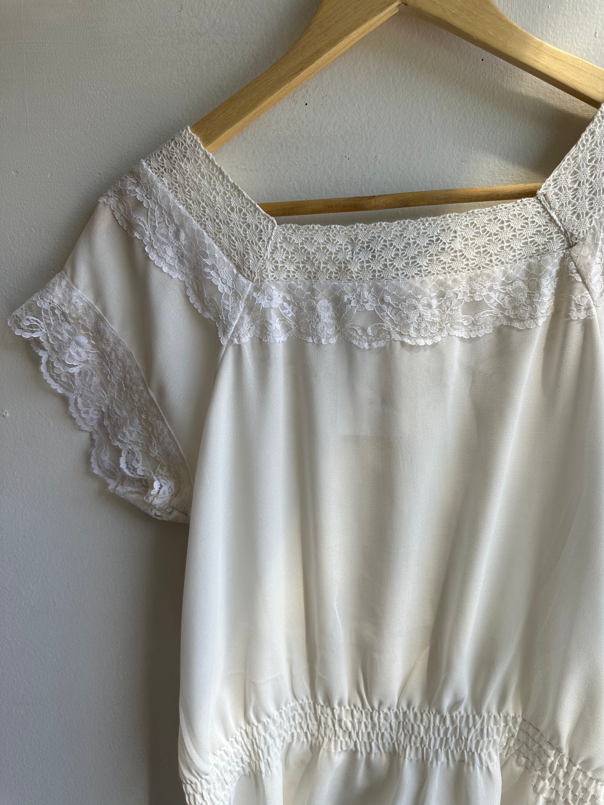 Vintage American Rag White Boho Lace Cap Sleeve Top | Size Medium