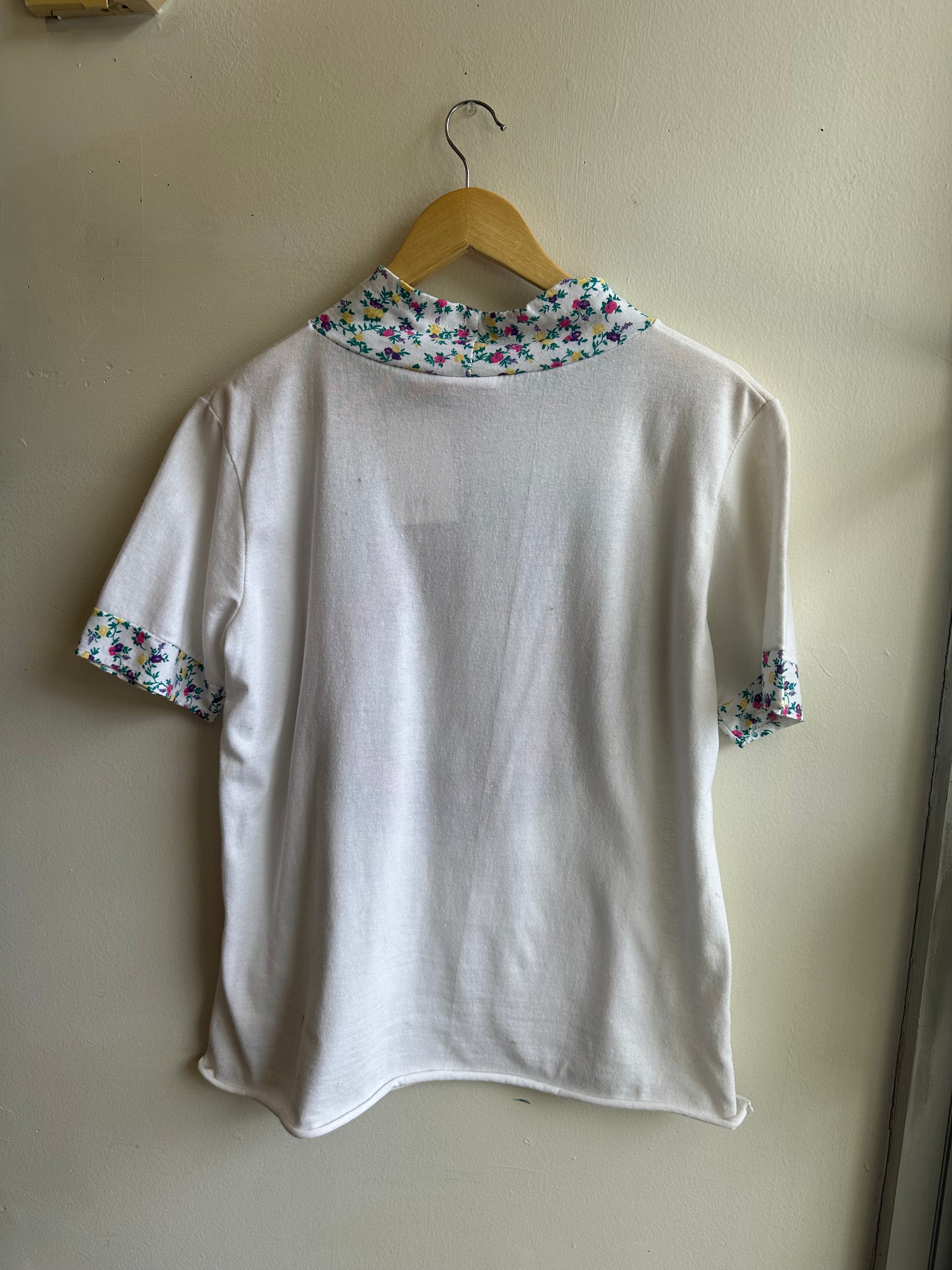 Vintage 90s Wildflowers Graphic T-Shirt | Size Large
