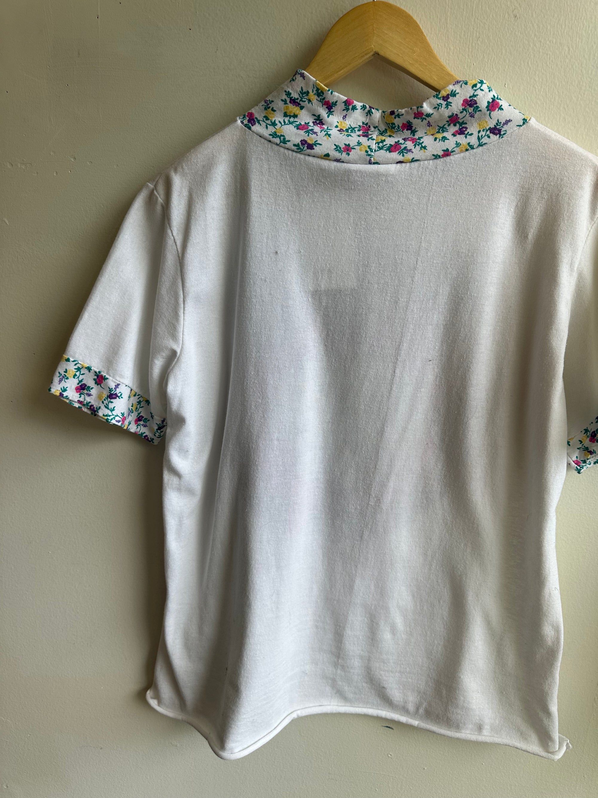 Vintage 90s Wildflowers Graphic T-Shirt | Size Large
