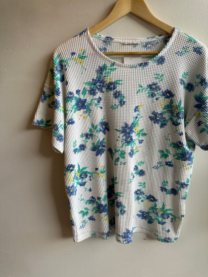 Vintage Blue + Green Waffle Knit Floral T-Shirt | Size Large