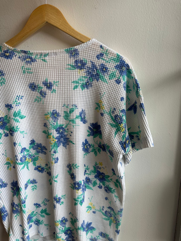 Vintage Blue + Green Waffle Knit Floral T-Shirt | Size Large