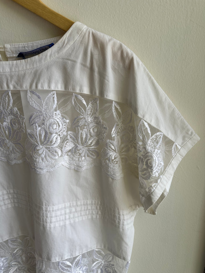 Vintage Jackie K White Lace + Cotton T-Shirt | Size Medium | Made in Canada