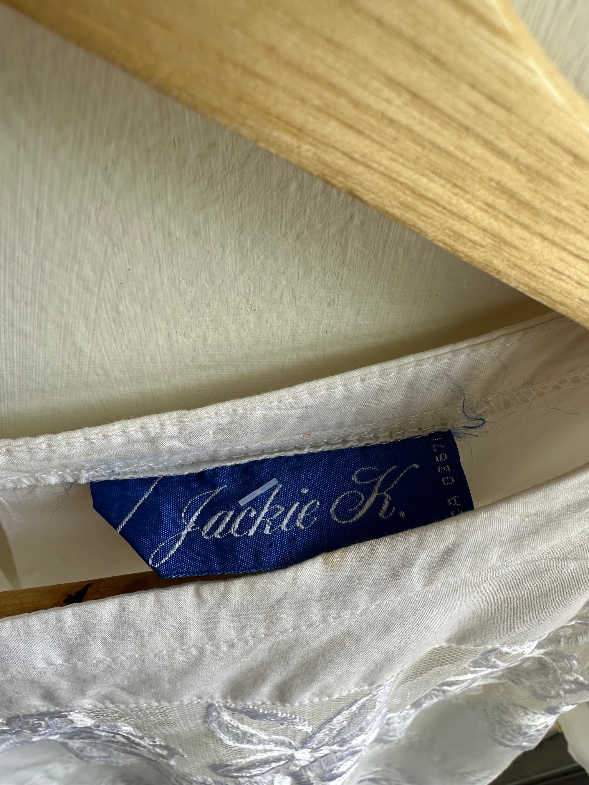 Vintage Jackie K White Lace + Cotton T-Shirt | Size Medium | Made in Canada
