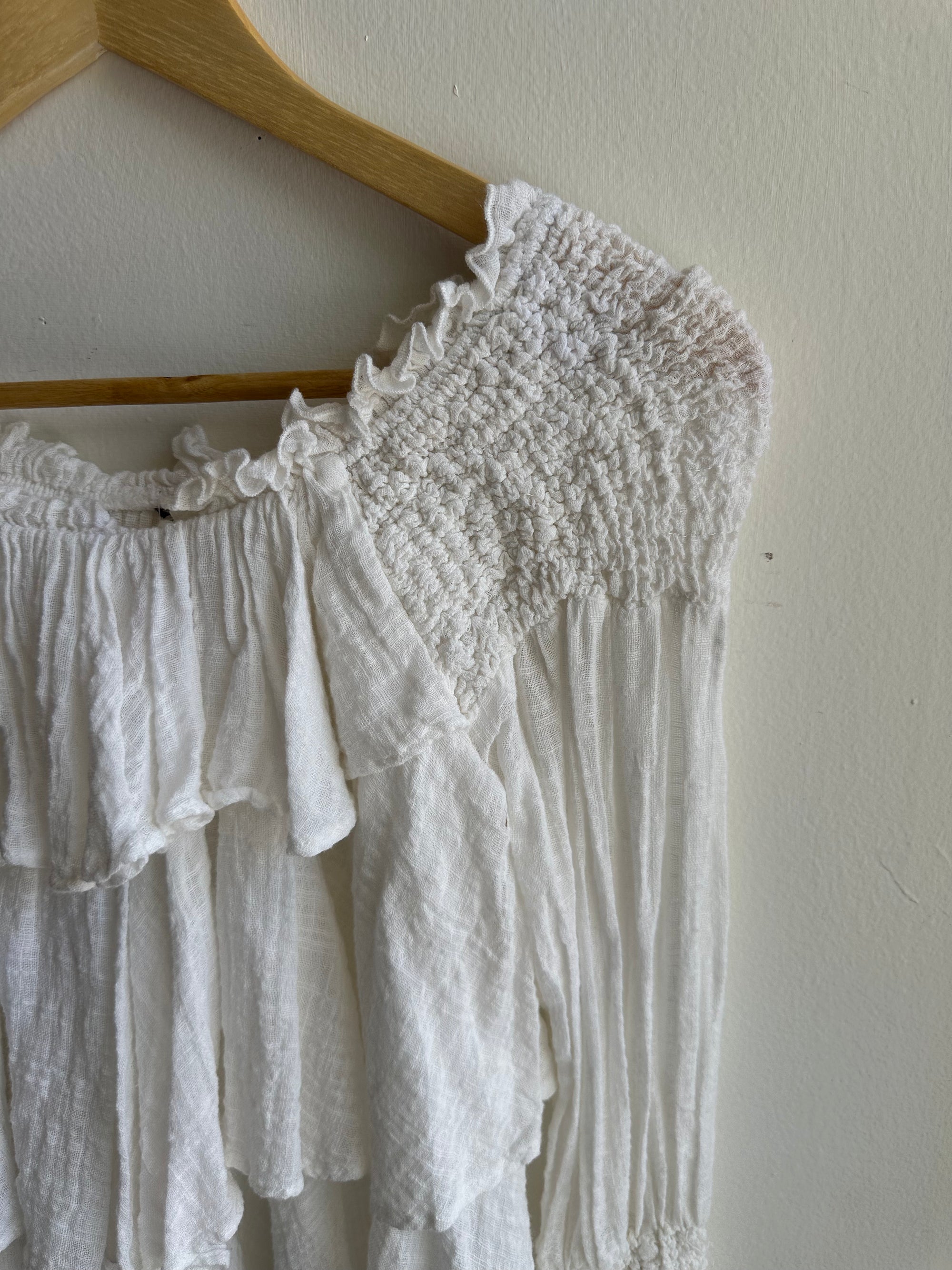 Vintage Off The Shoulder Flowy Boho Long Sleeve | Size Large