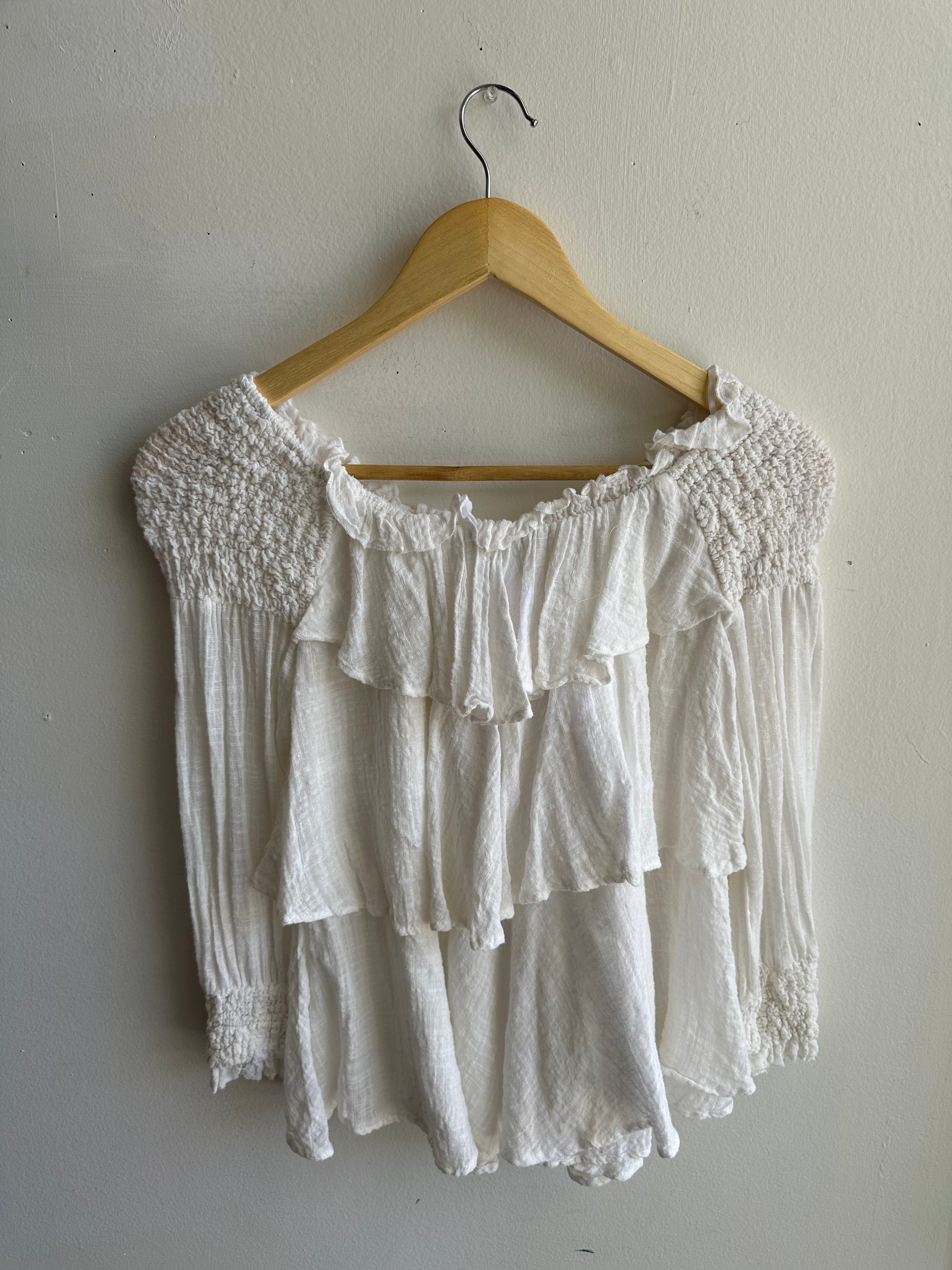 Vintage Off The Shoulder Flowy Boho Long Sleeve | Size Large