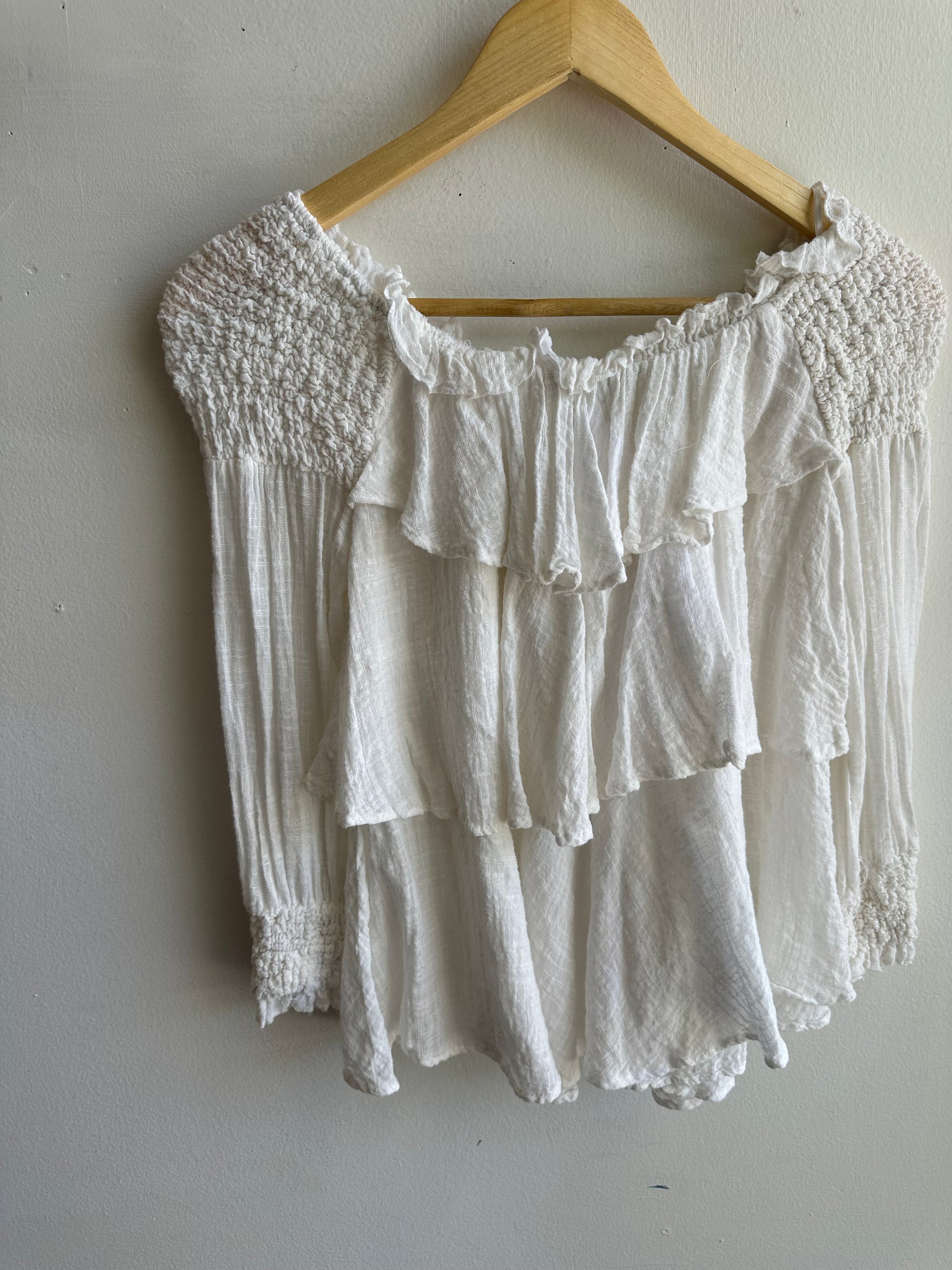 Vintage Off The Shoulder Flowy Boho Long Sleeve | Size Large