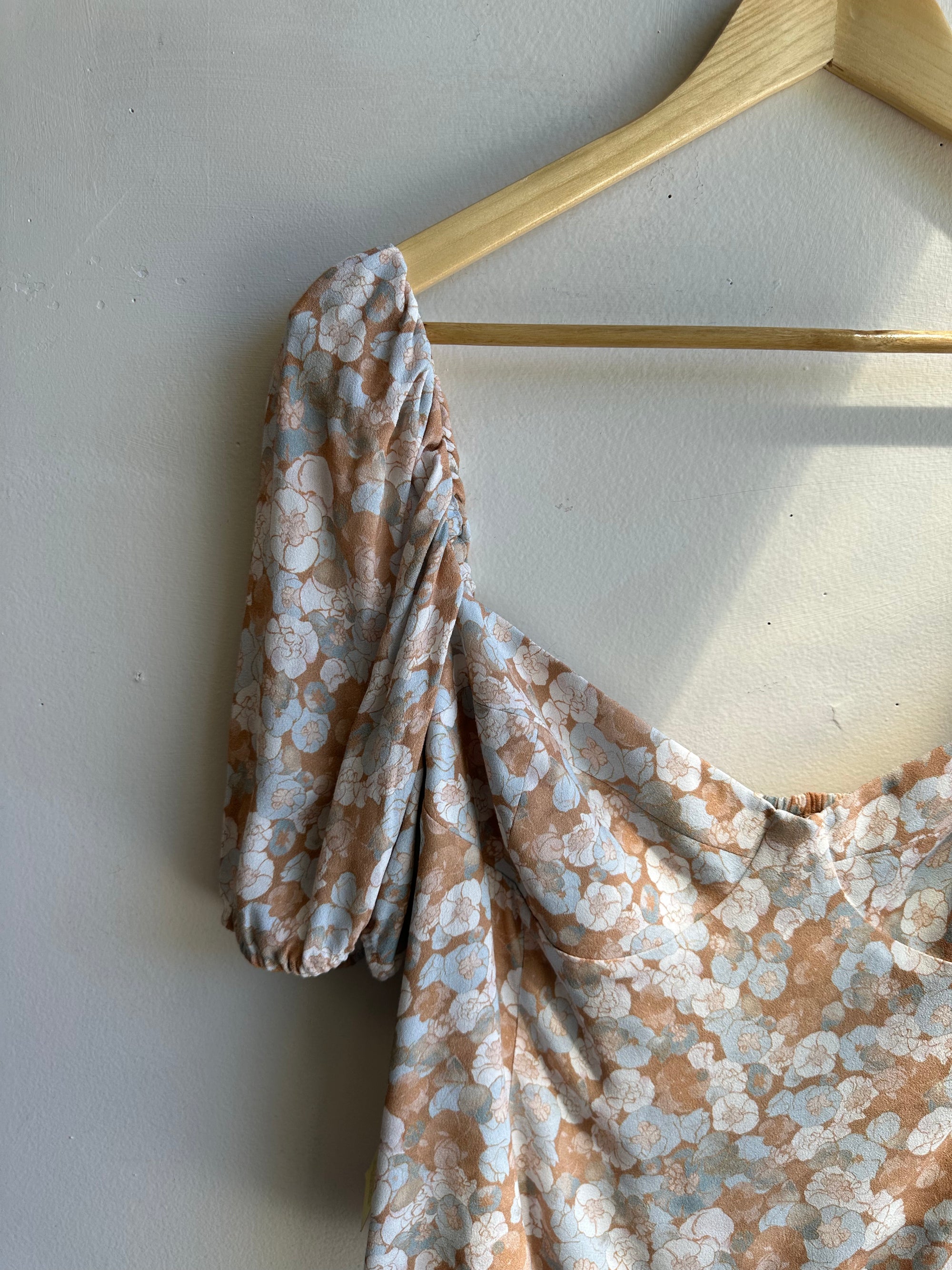 Wilfred Novella Short Sleeve in Maplewood Blue | Size 2XL