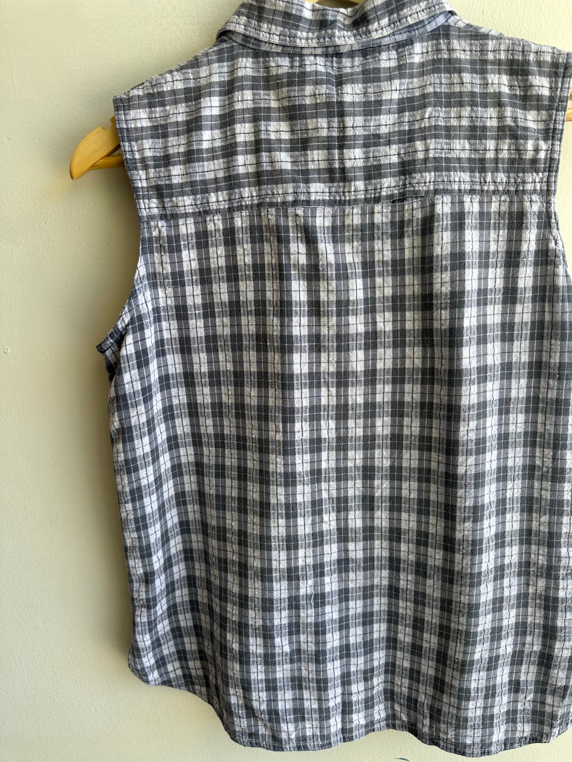 Vintage Blue Plaid Sleeveless Button Up Top | Size Medium | Cotton